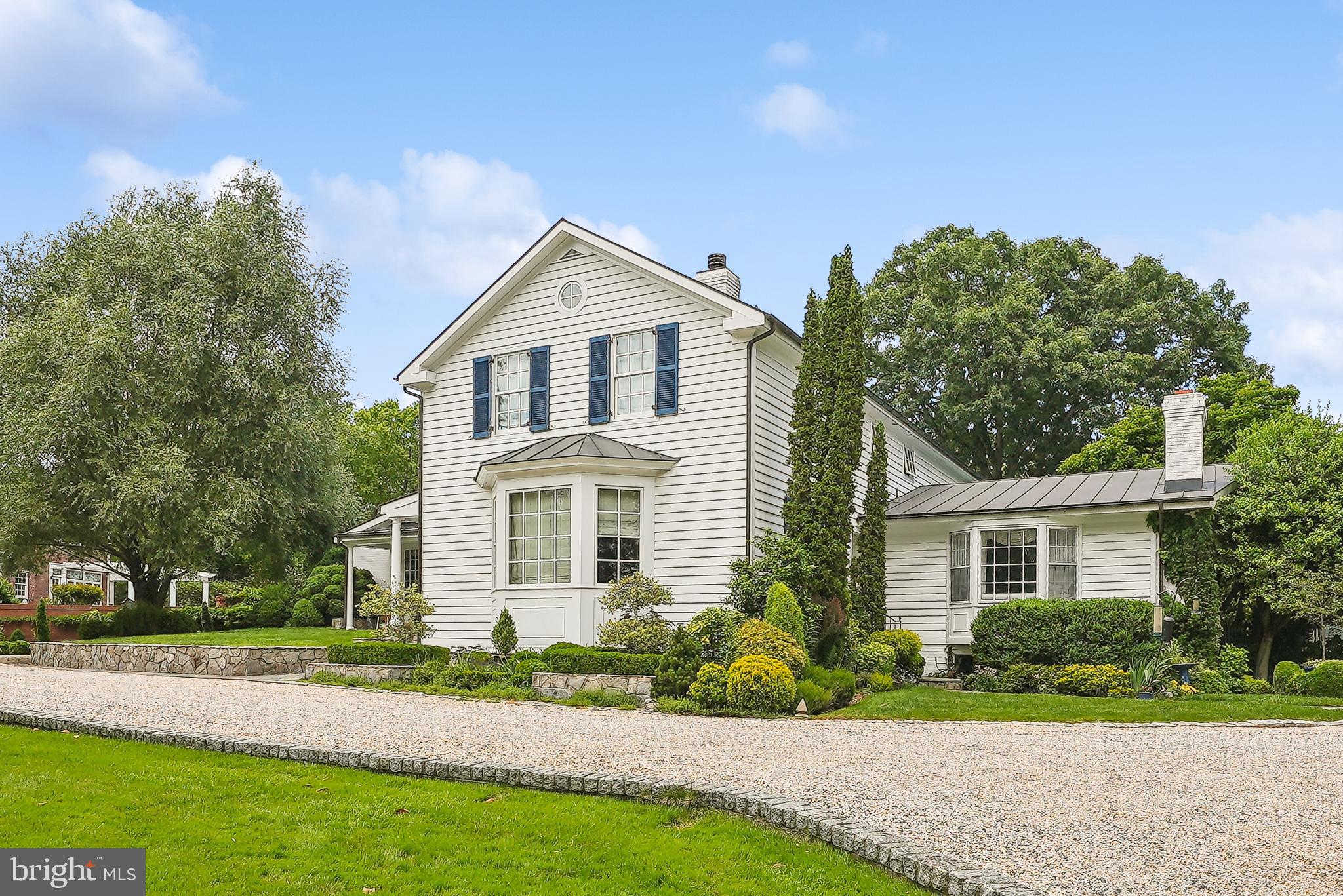 MANSION DRIVE - Residential