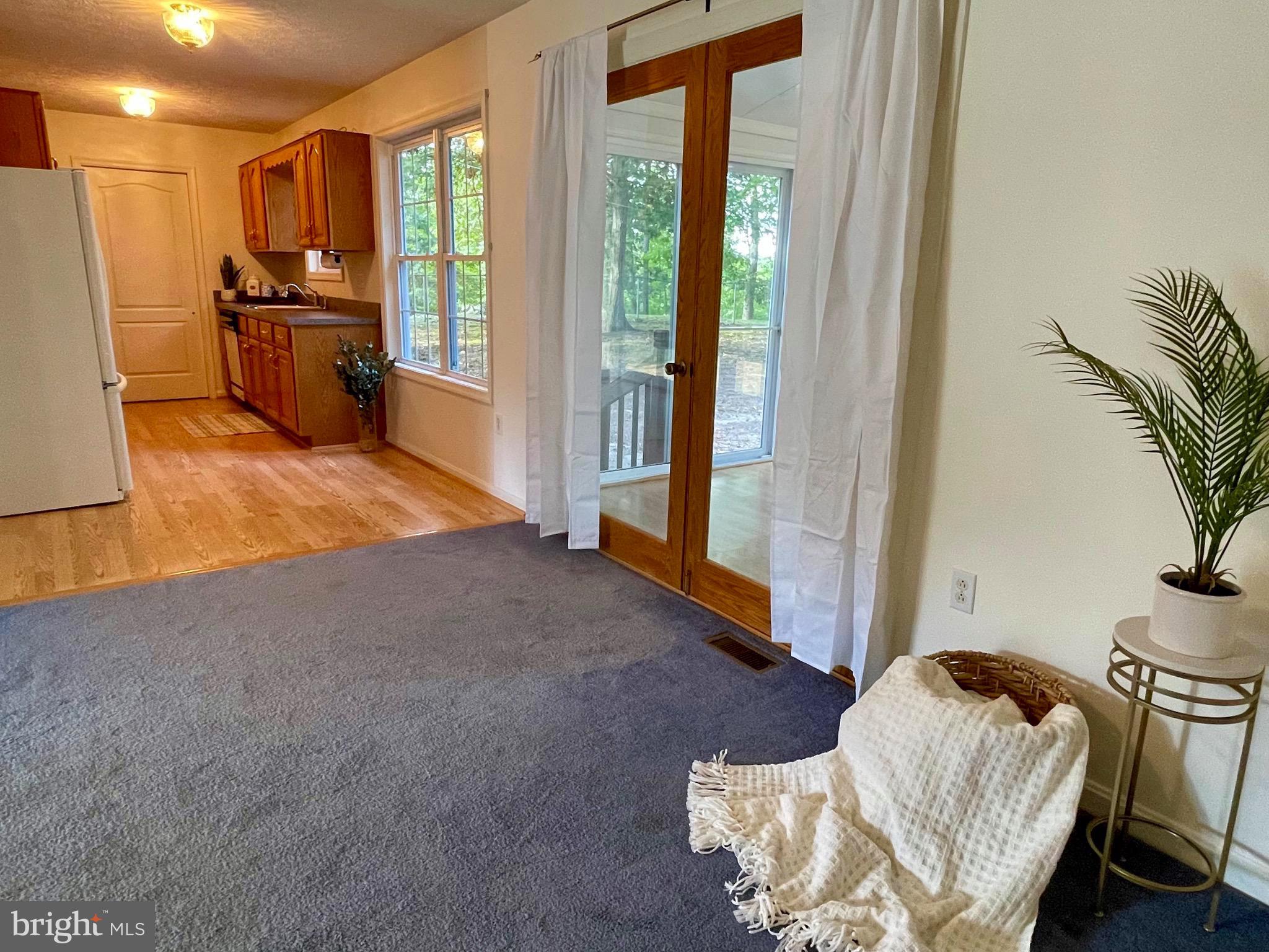 HICKORY RUN - Residential