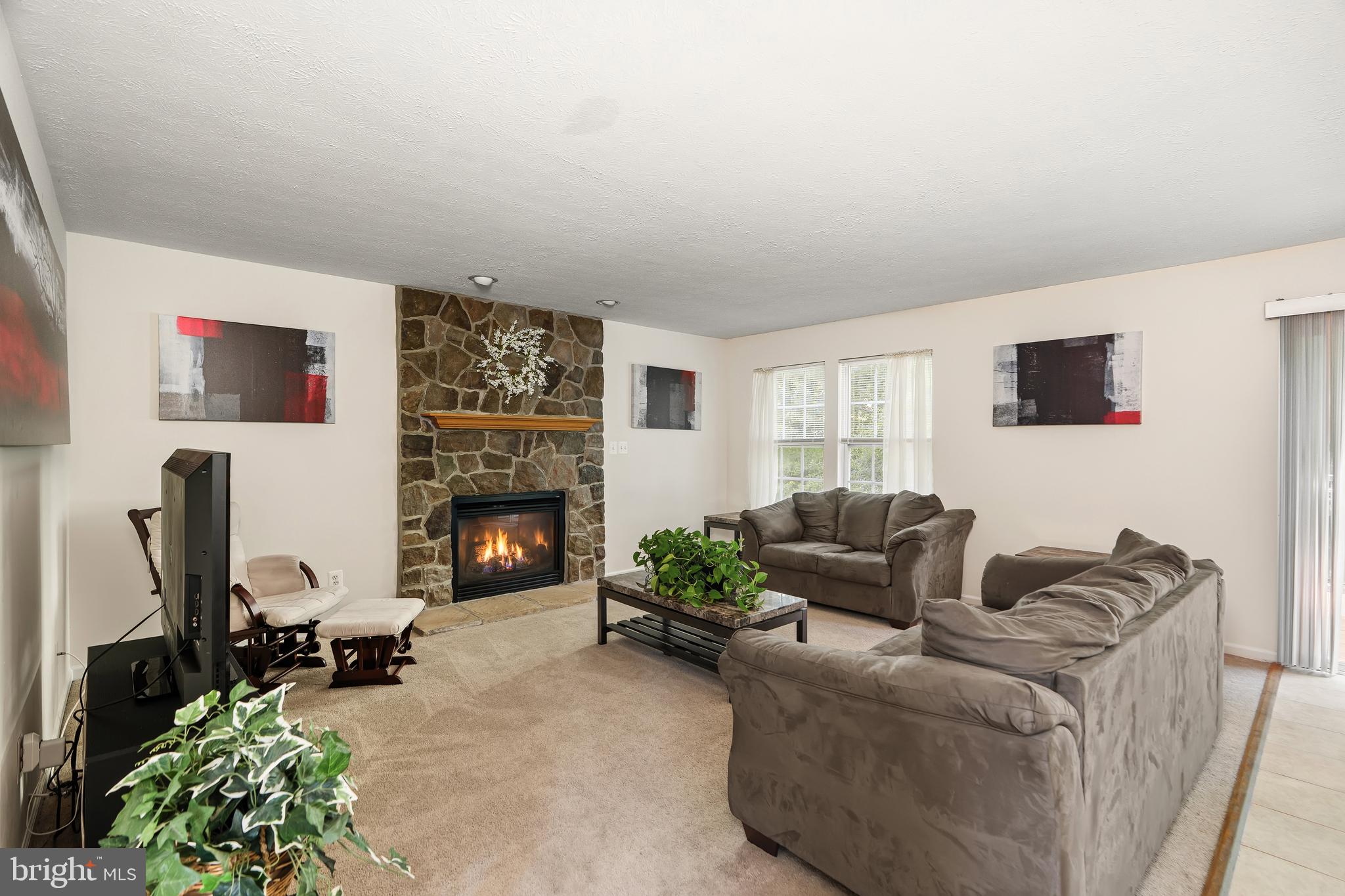 CLUB AT PATRIOTS GLEN - Residential