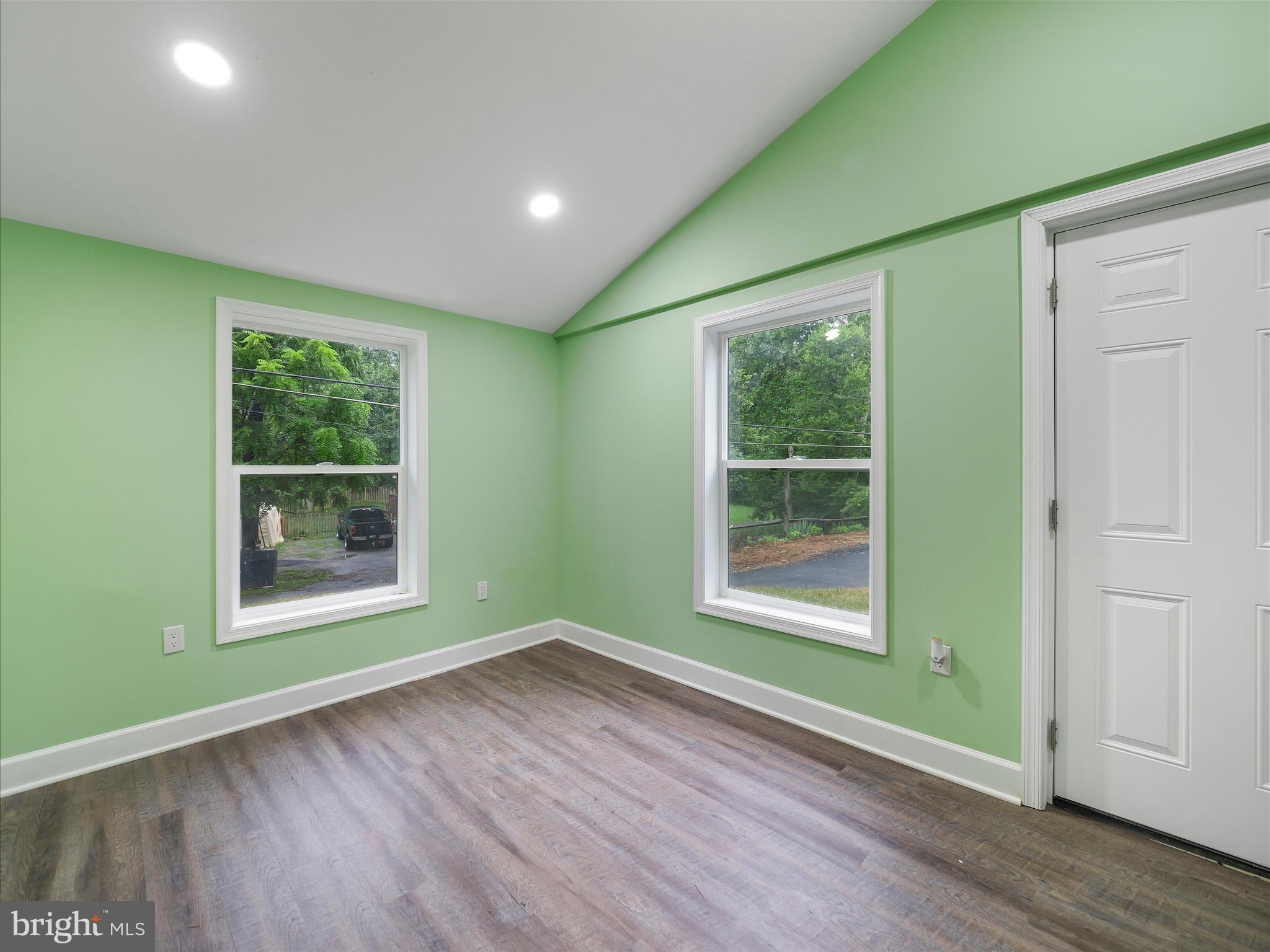 SHANNONDALE - Residential