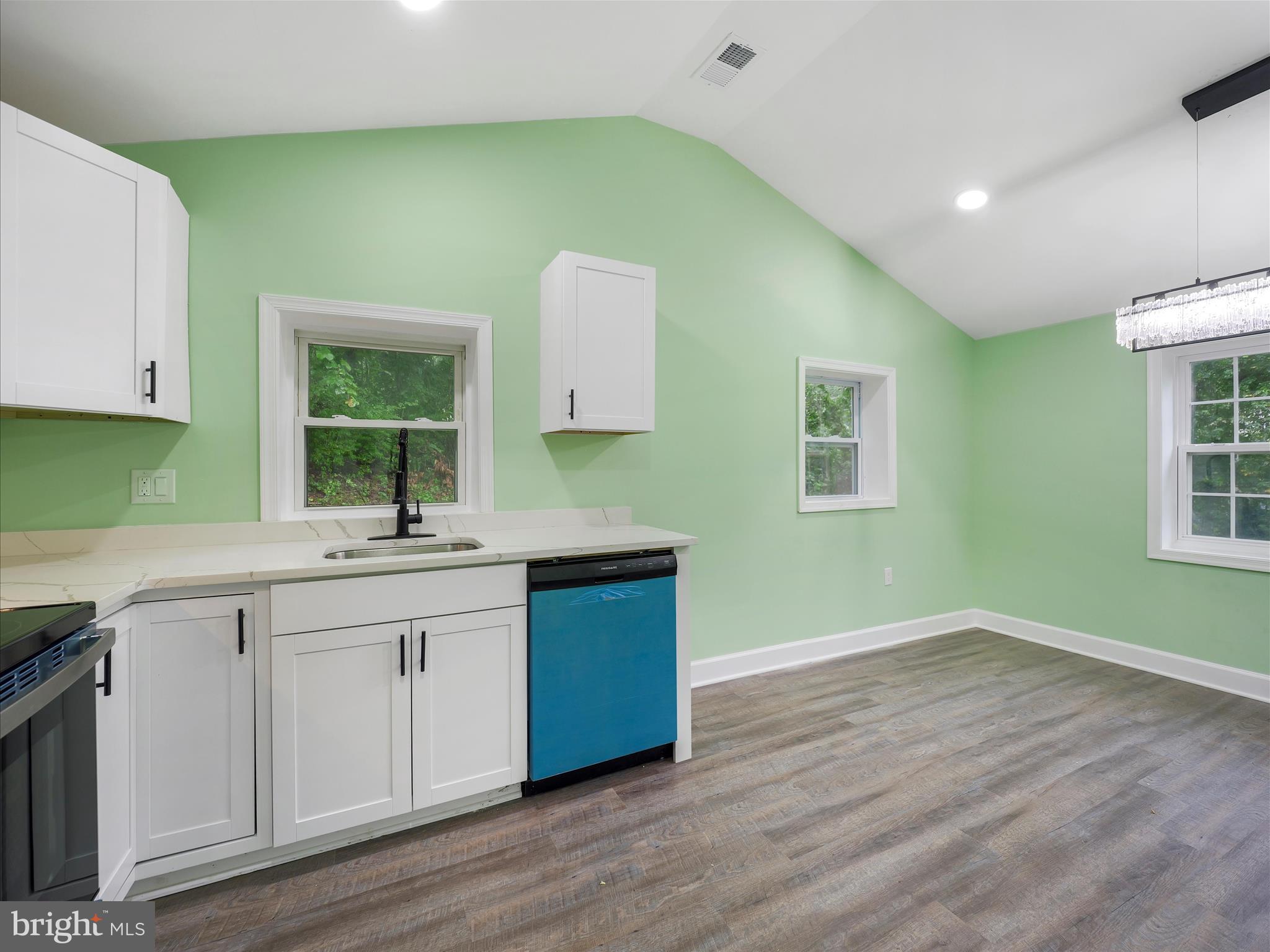 SHANNONDALE - Residential