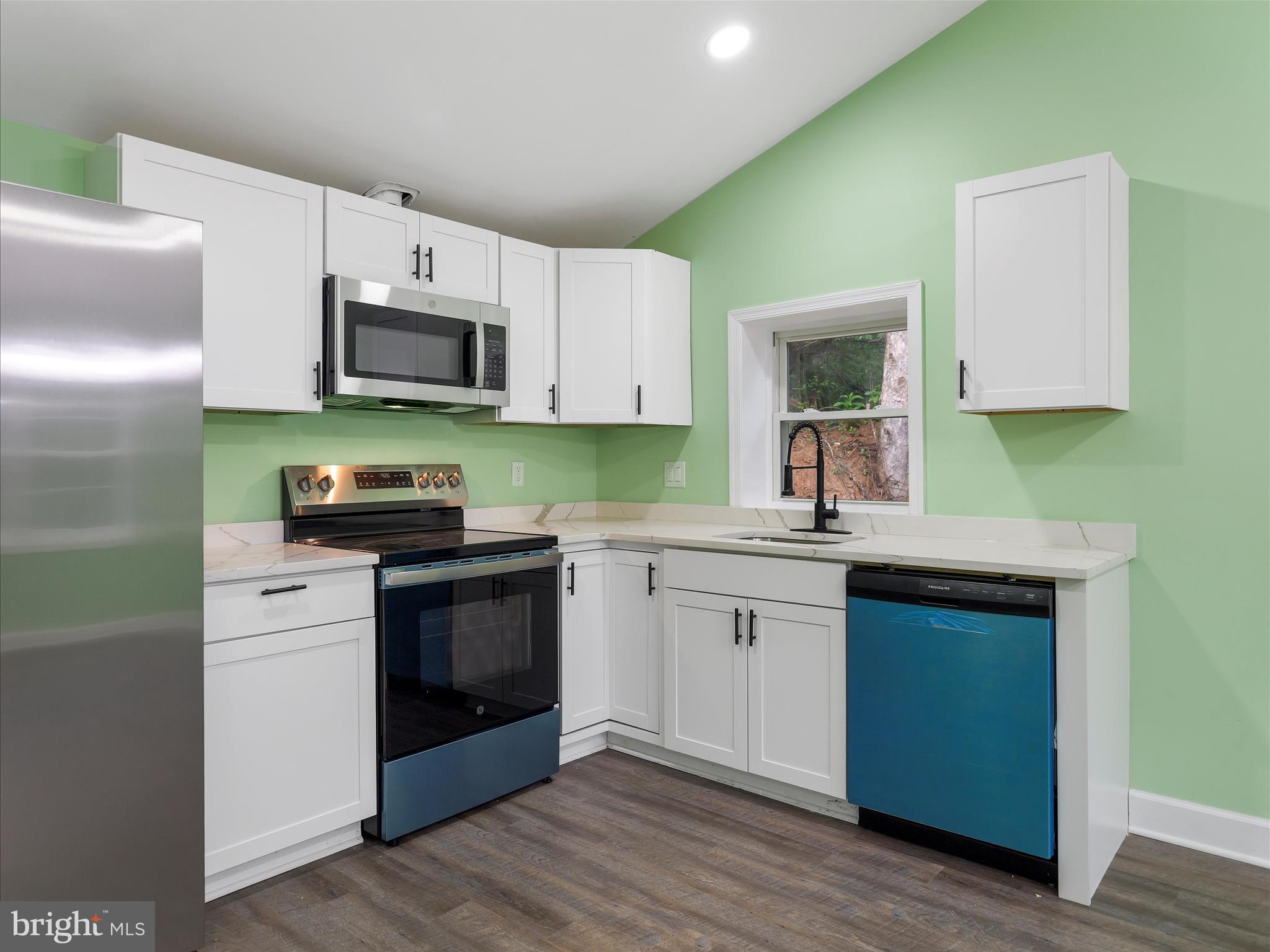 SHANNONDALE - Residential