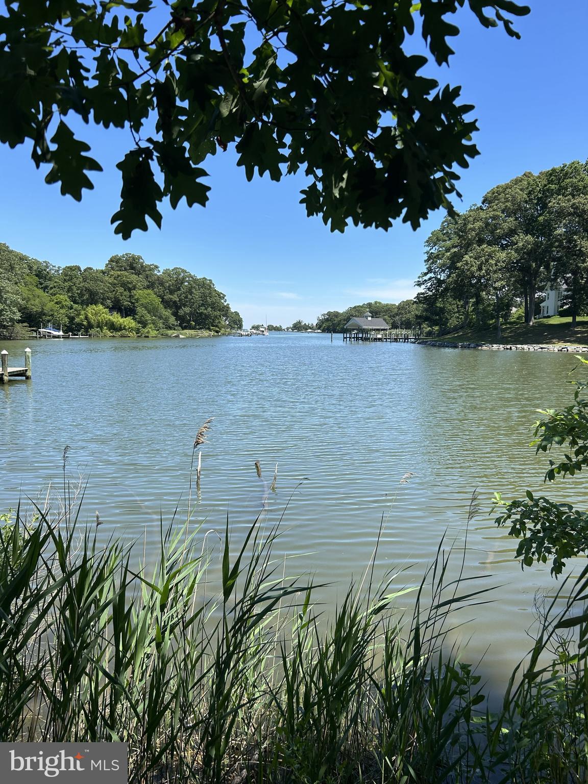 WATERS EDGE - Residential