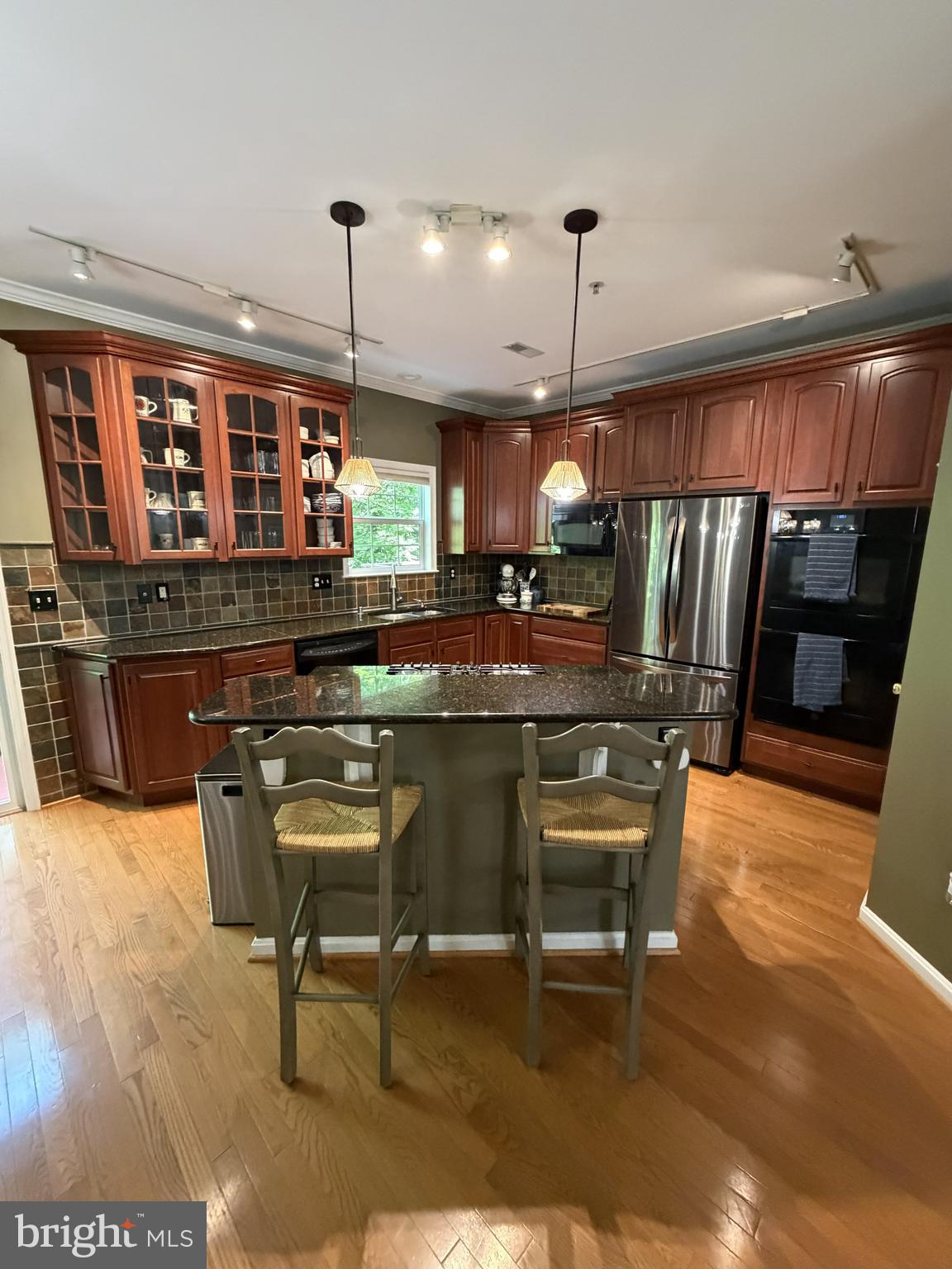 WATERS EDGE - Residential