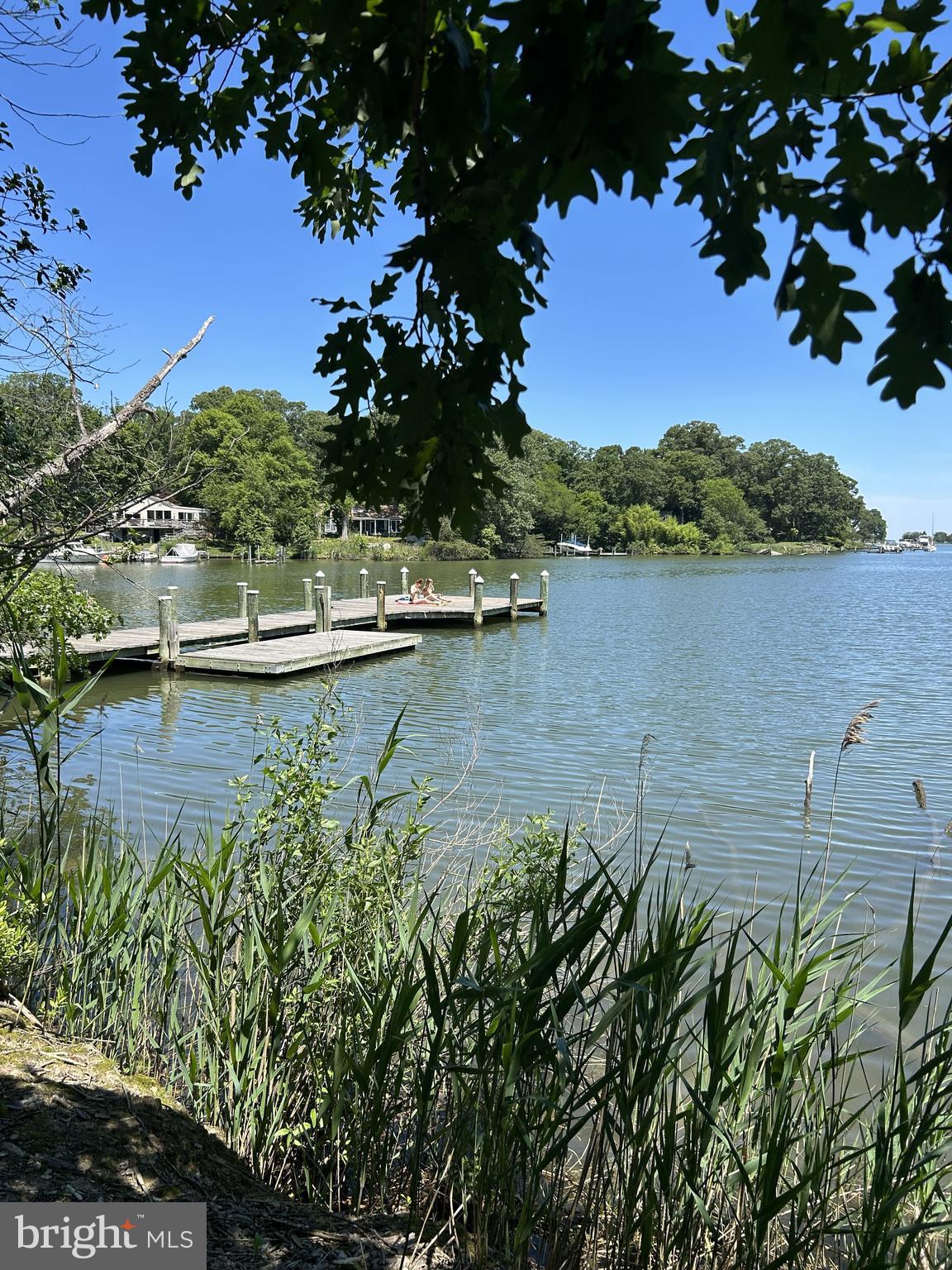 WATERS EDGE - Residential