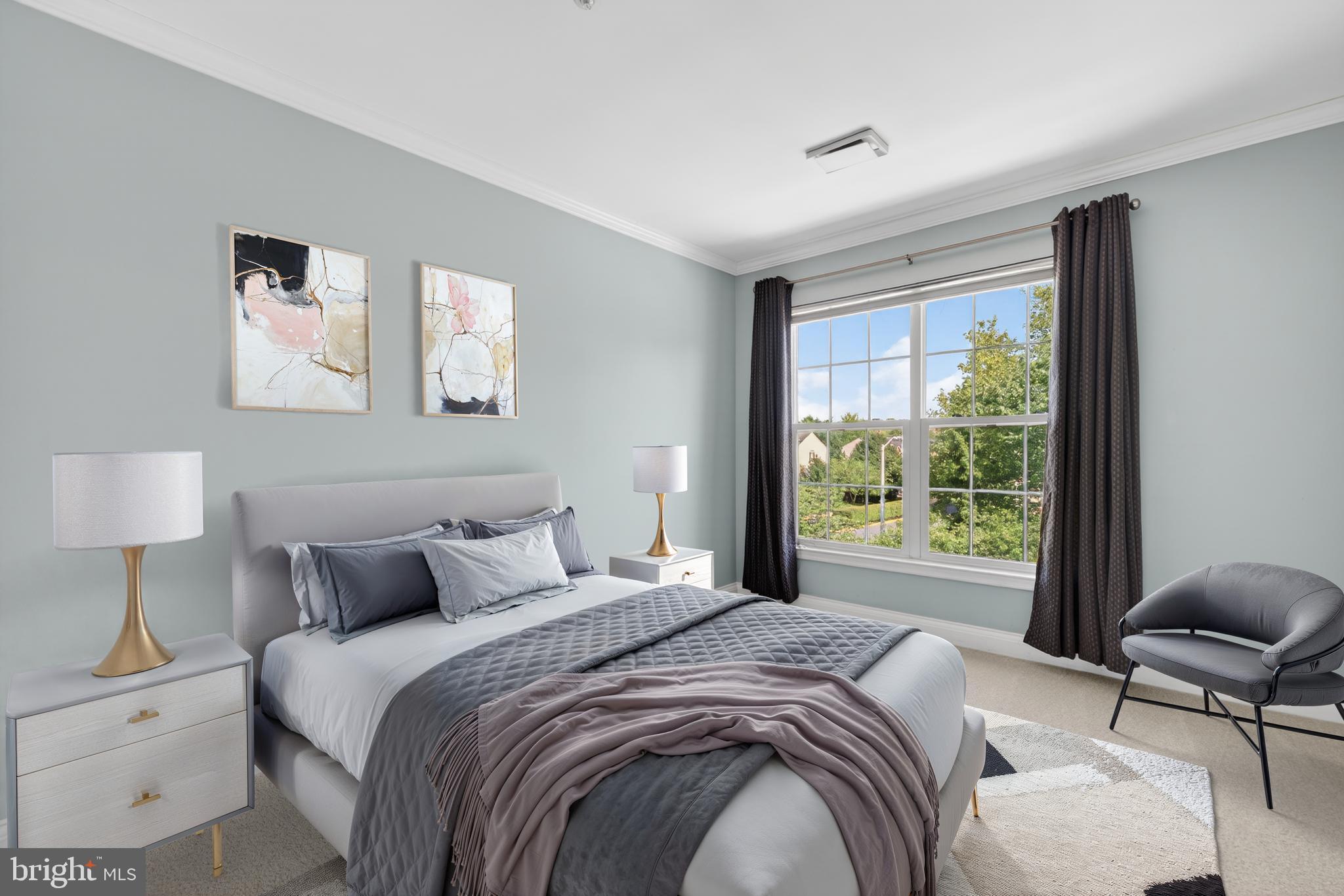 CLOVERLEAF CENTER - Residential