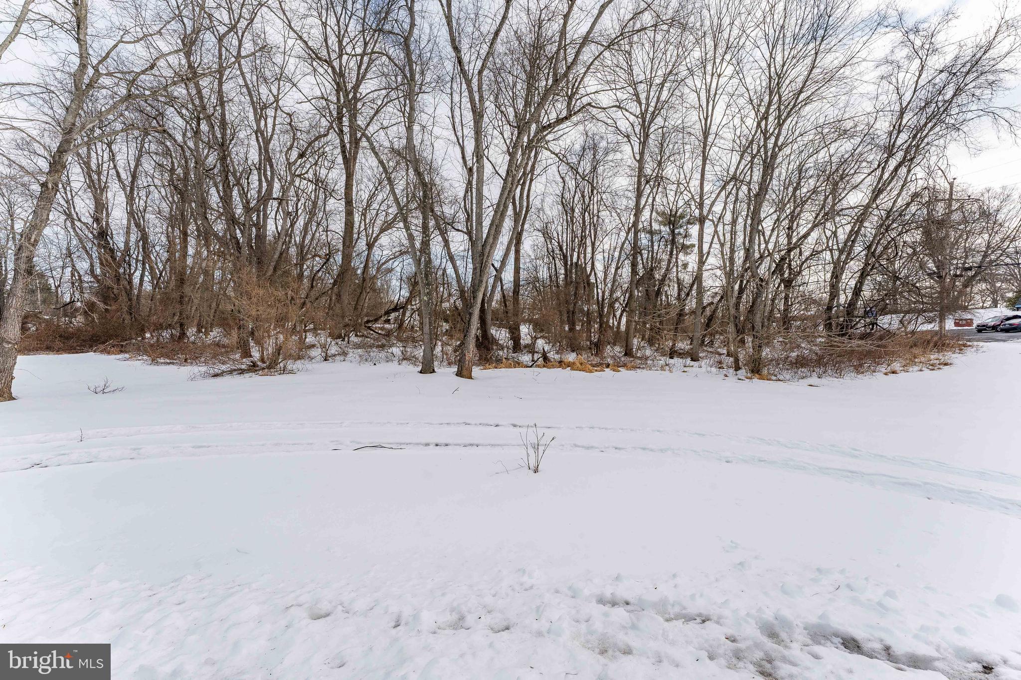 POCOPSON CREEK - Land