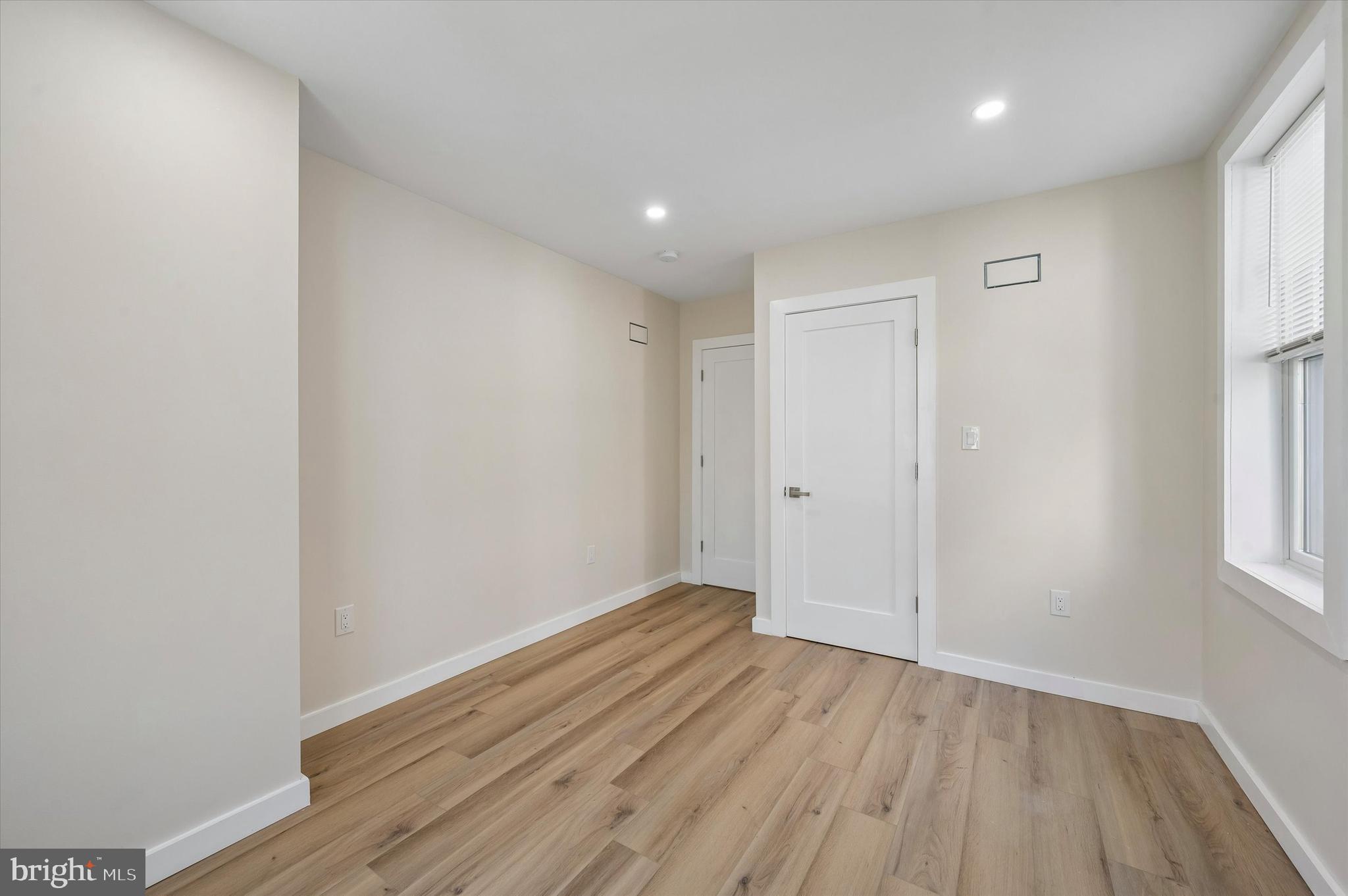 COBBS CREEK - Residential