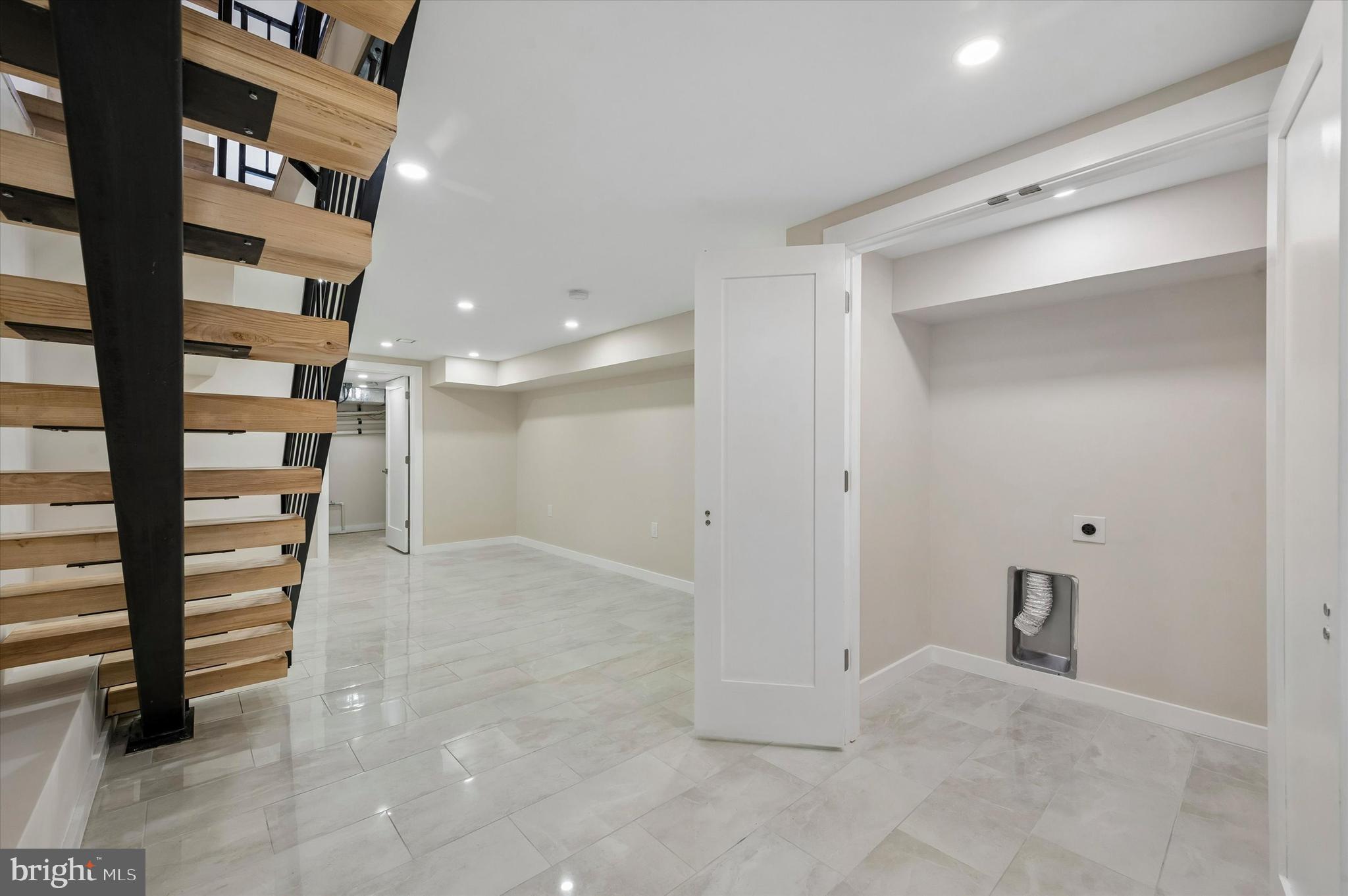 COBBS CREEK - Residential