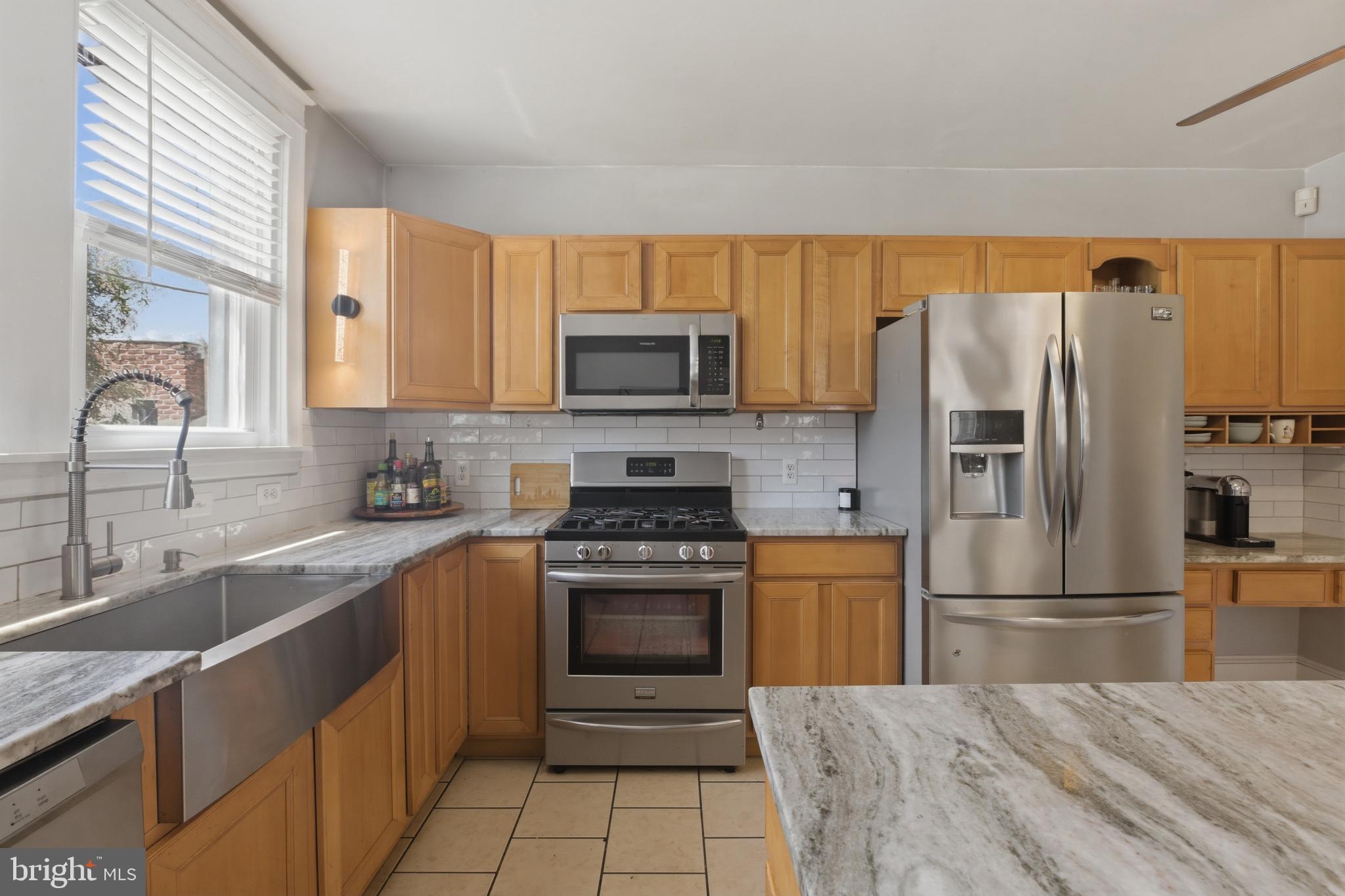 ROXBOROUGH - Residential