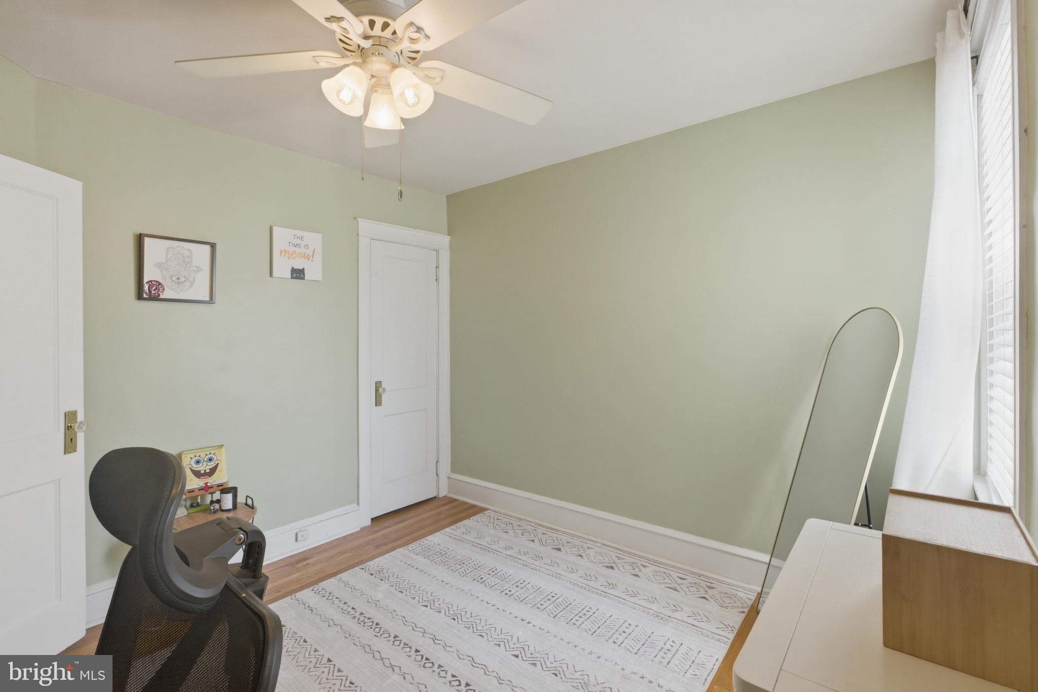 ROXBOROUGH - Residential