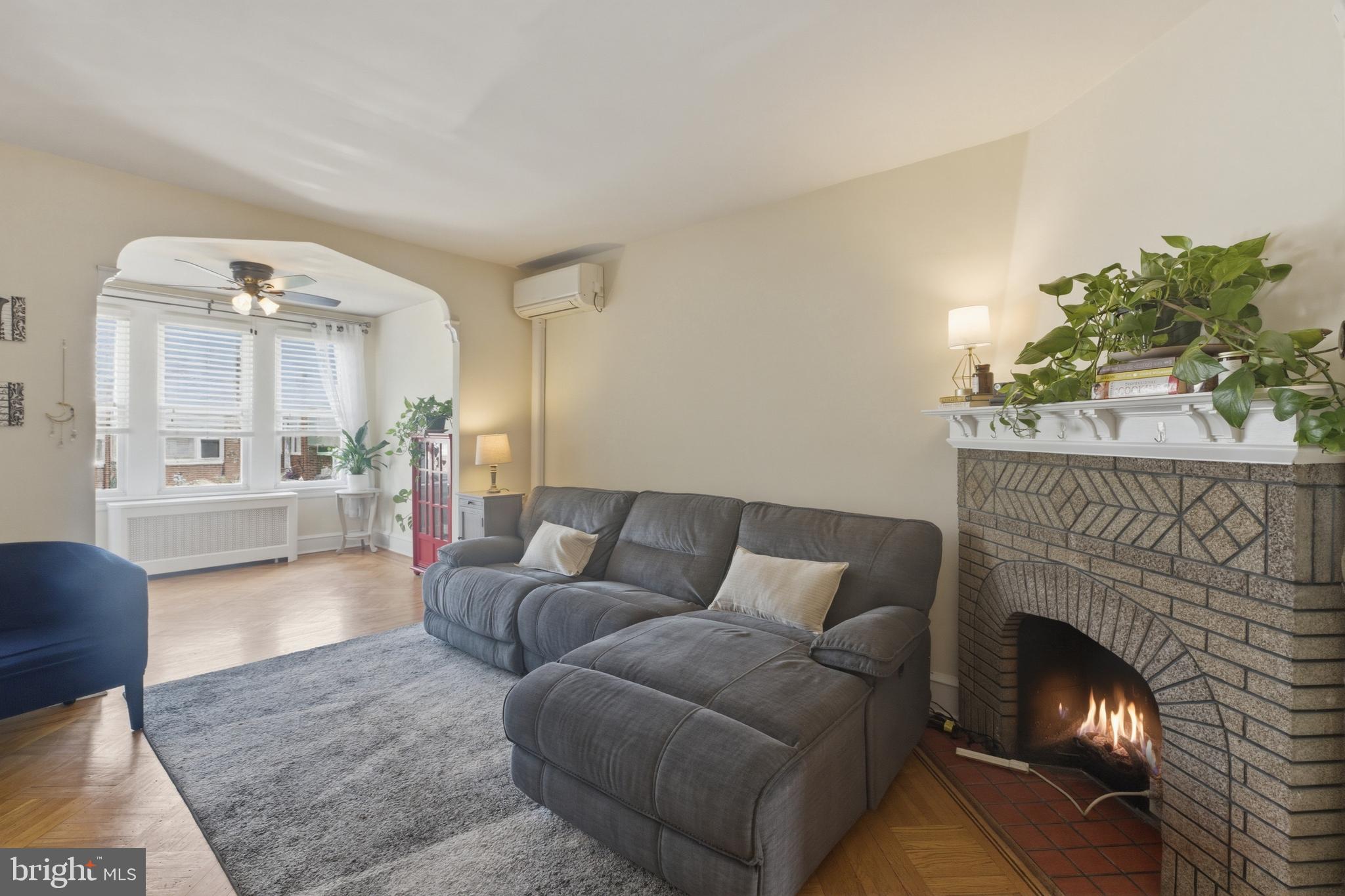 ROXBOROUGH - Residential