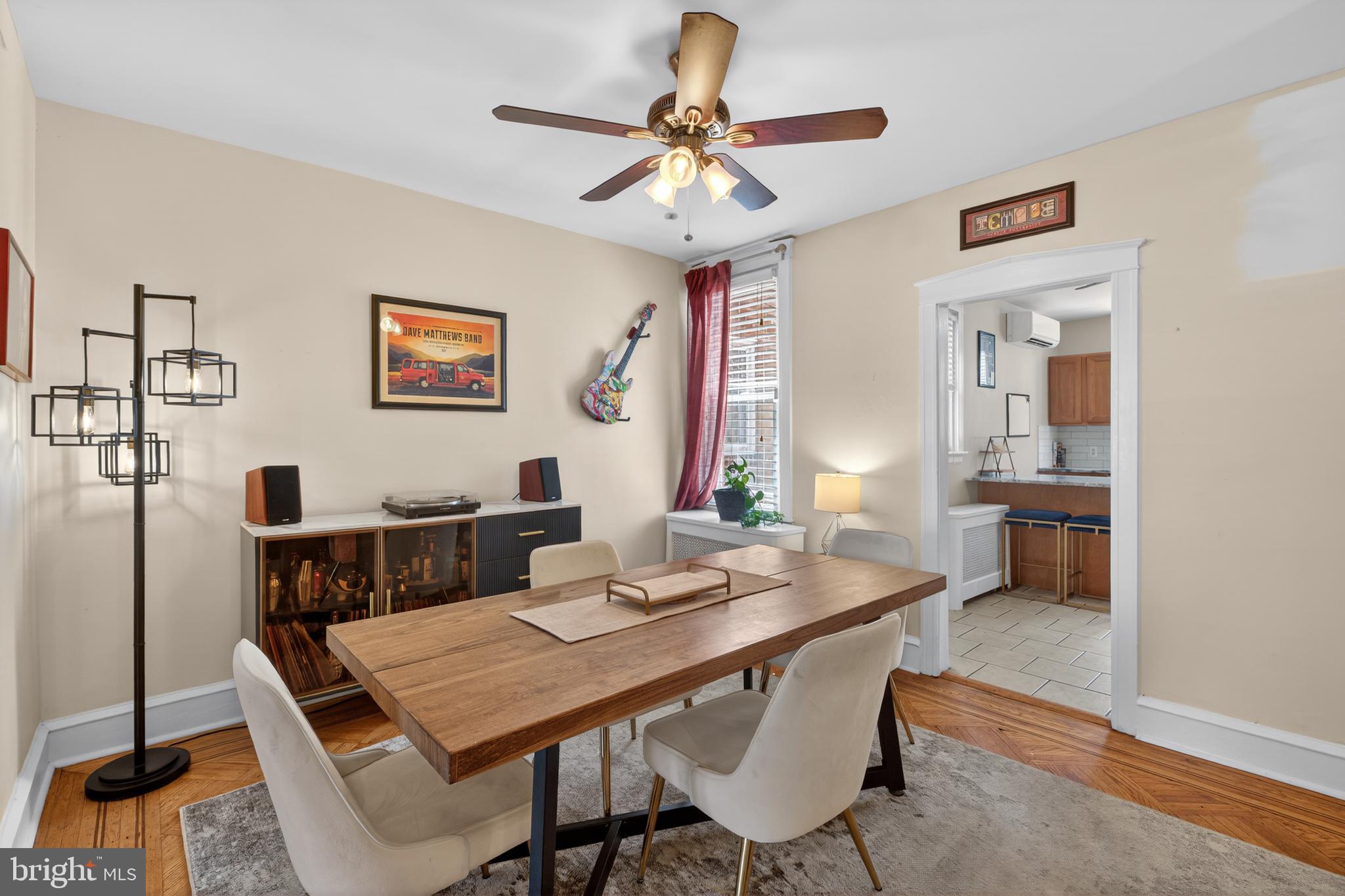 ROXBOROUGH - Residential