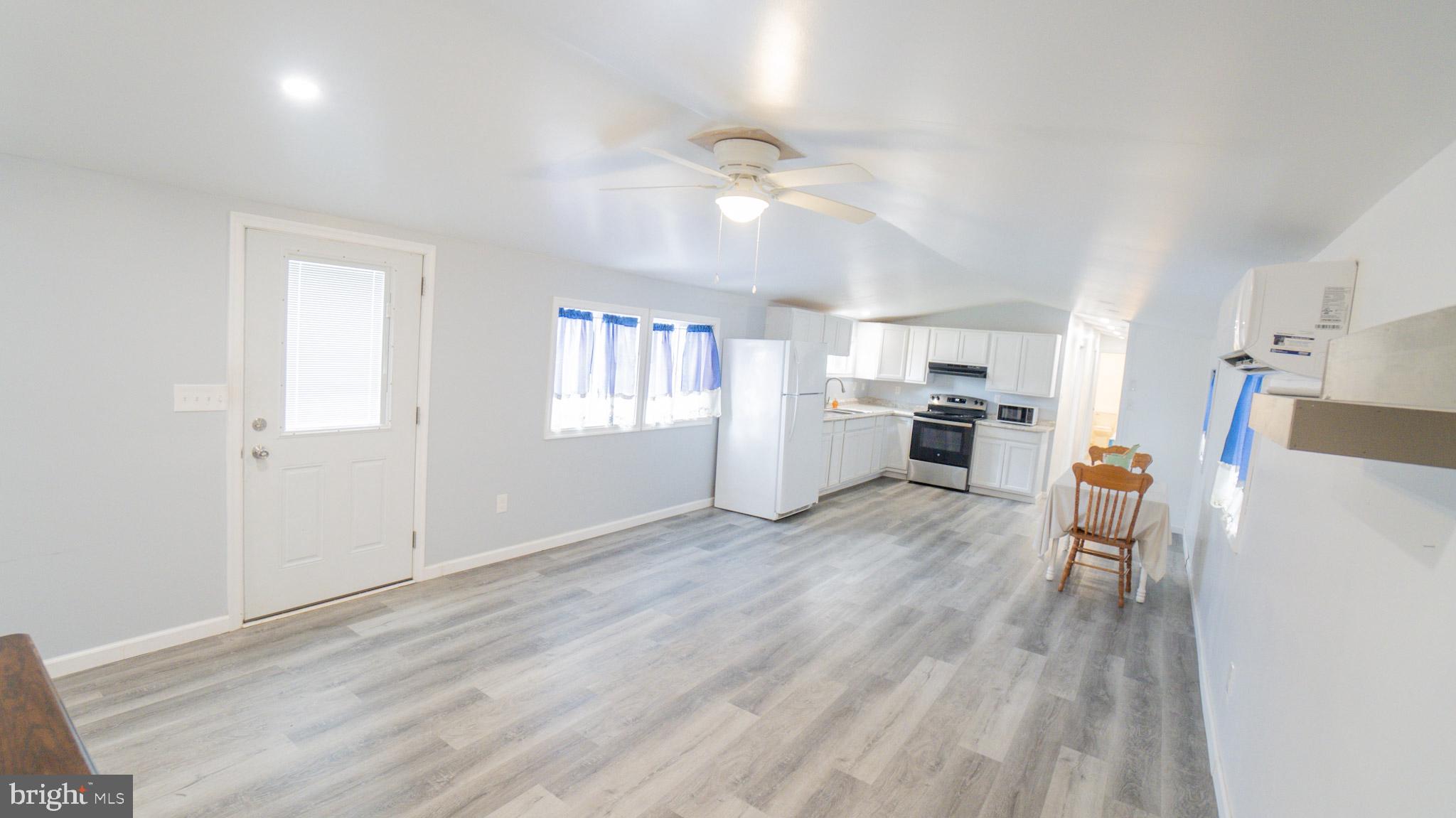 RIDGE PARK COMMUNITY - Residential