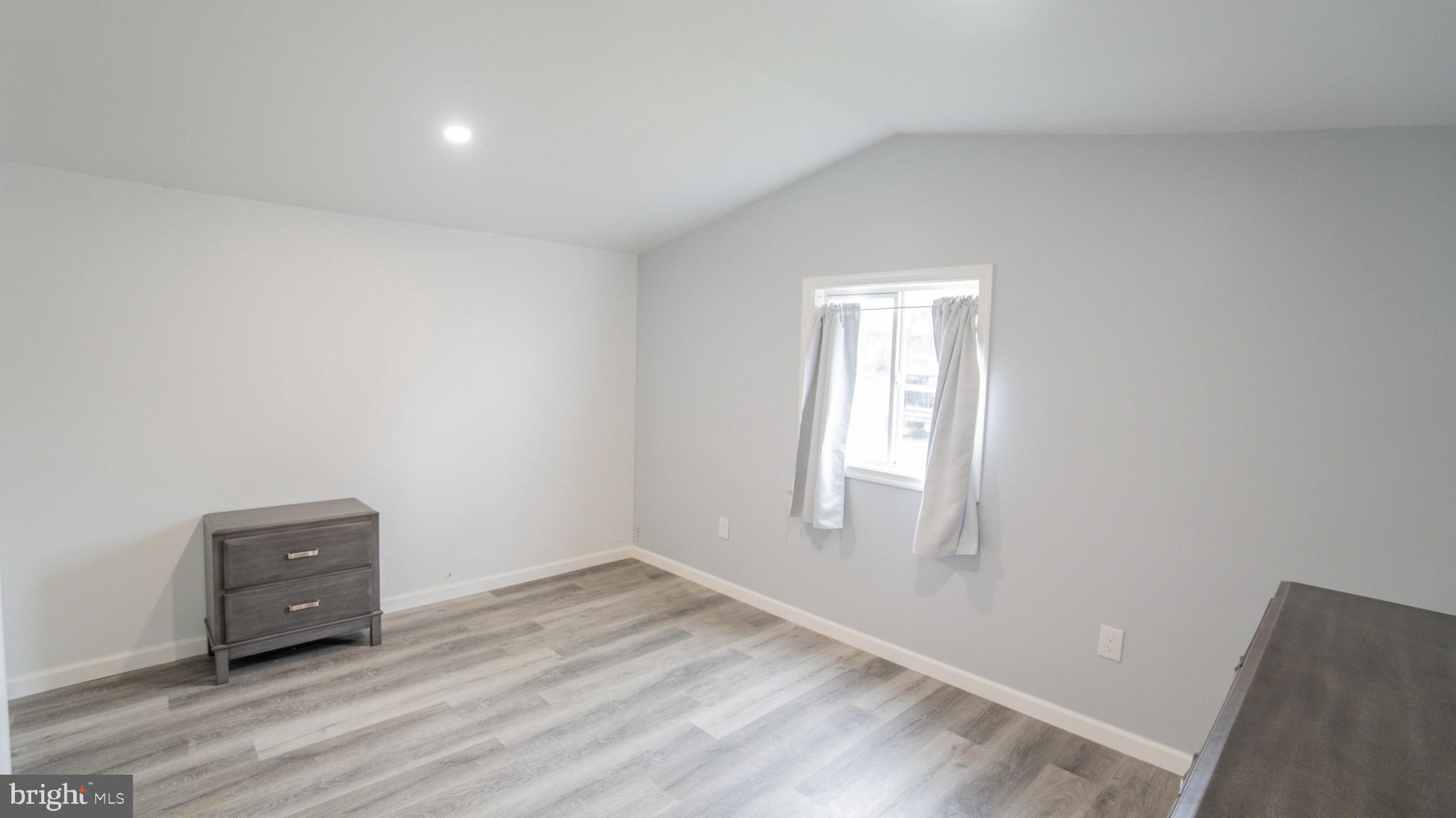 RIDGE PARK COMMUNITY - Residential