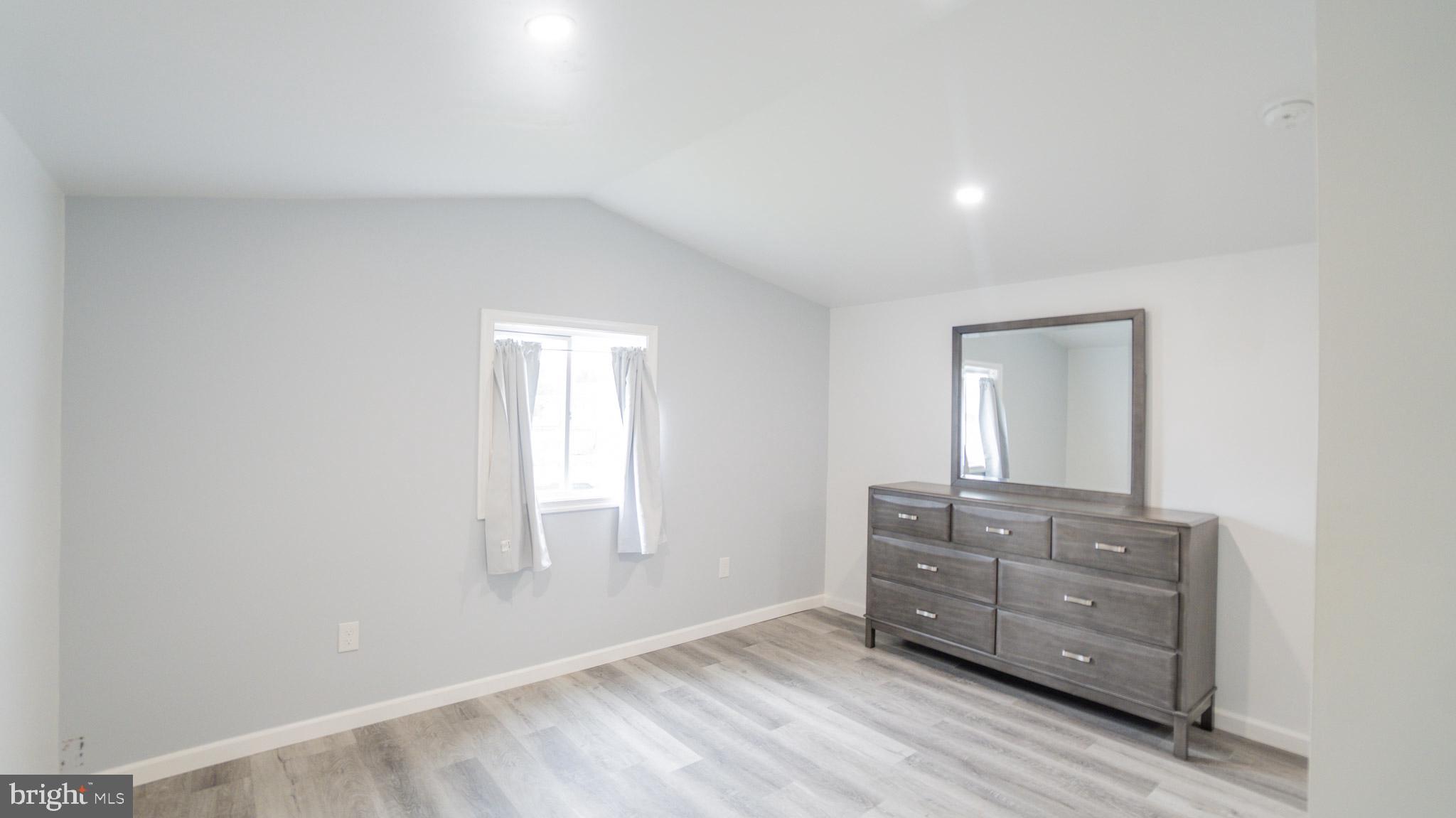 RIDGE PARK COMMUNITY - Residential
