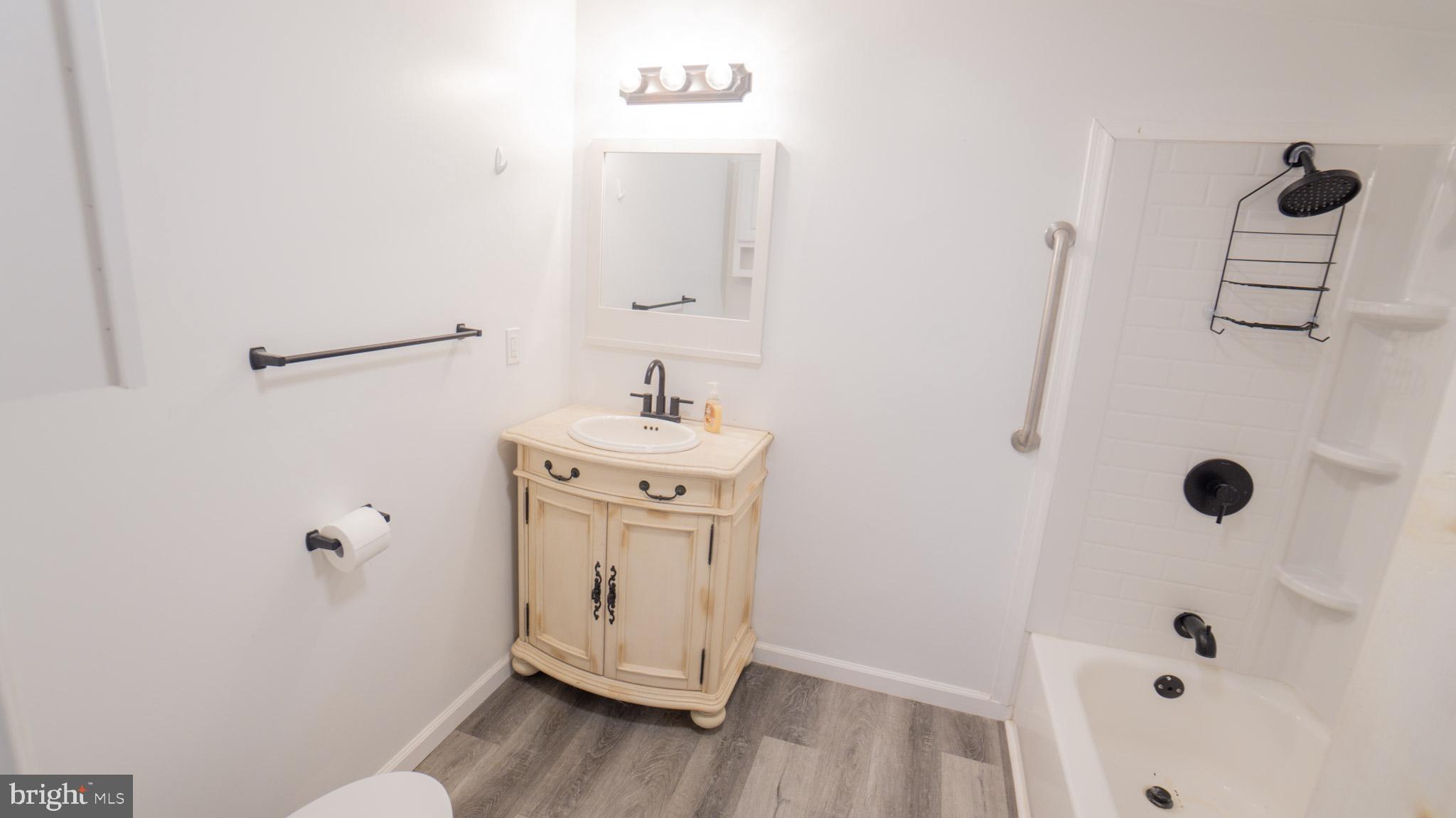 RIDGE PARK COMMUNITY - Residential