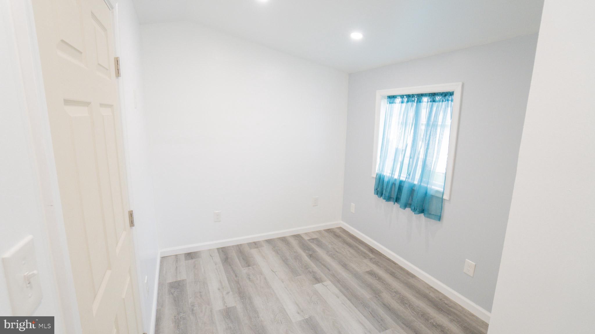 RIDGE PARK COMMUNITY - Residential