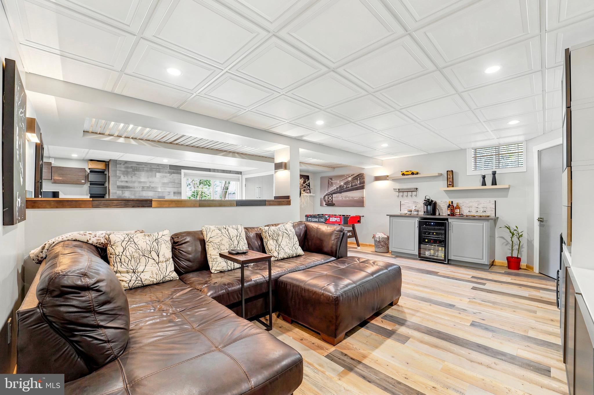 WILLOW WAY - Residential