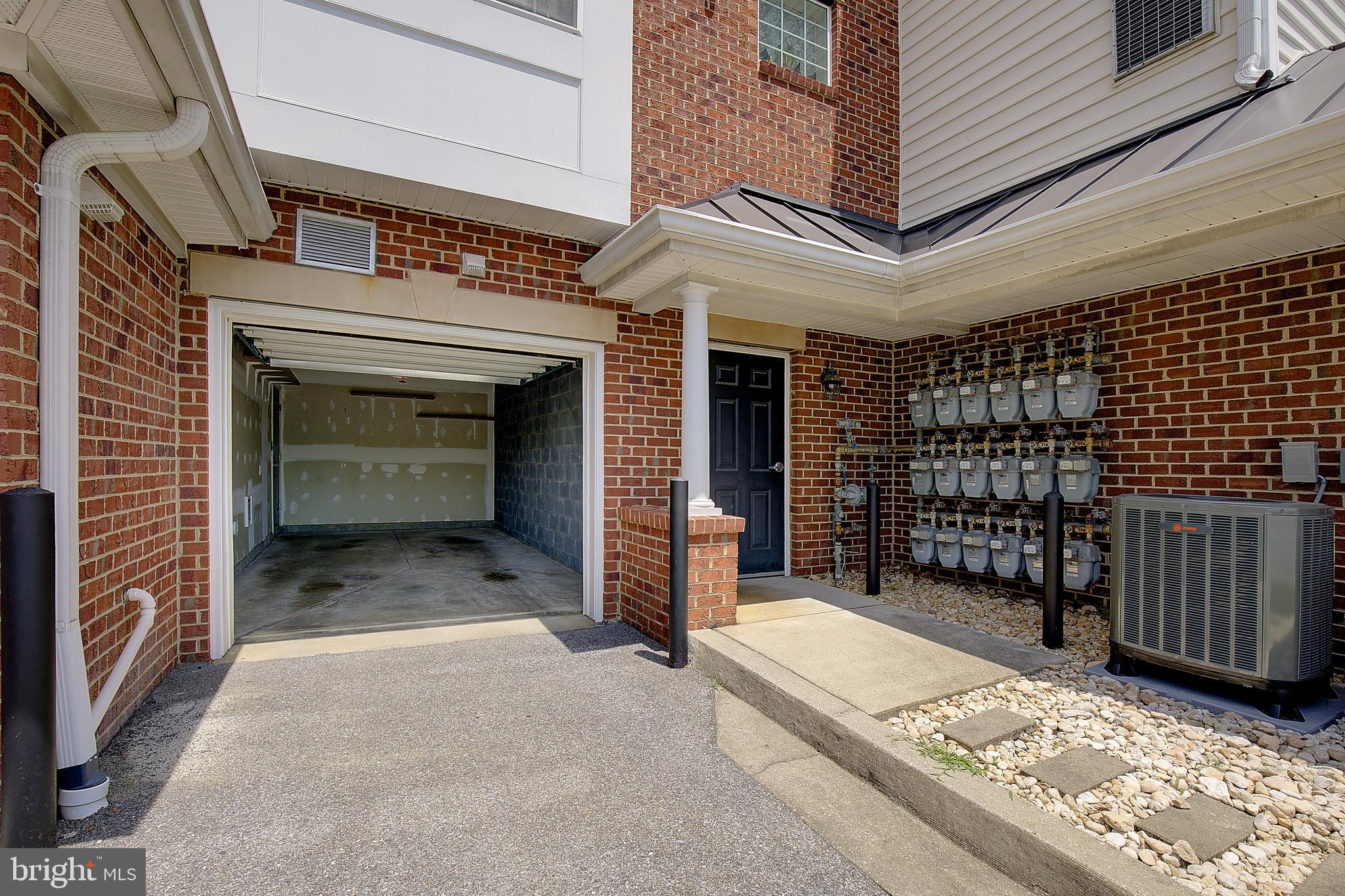 CARROLLS CREEK - Residential