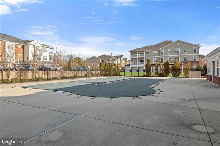 CARROLLS CREEK - Residential