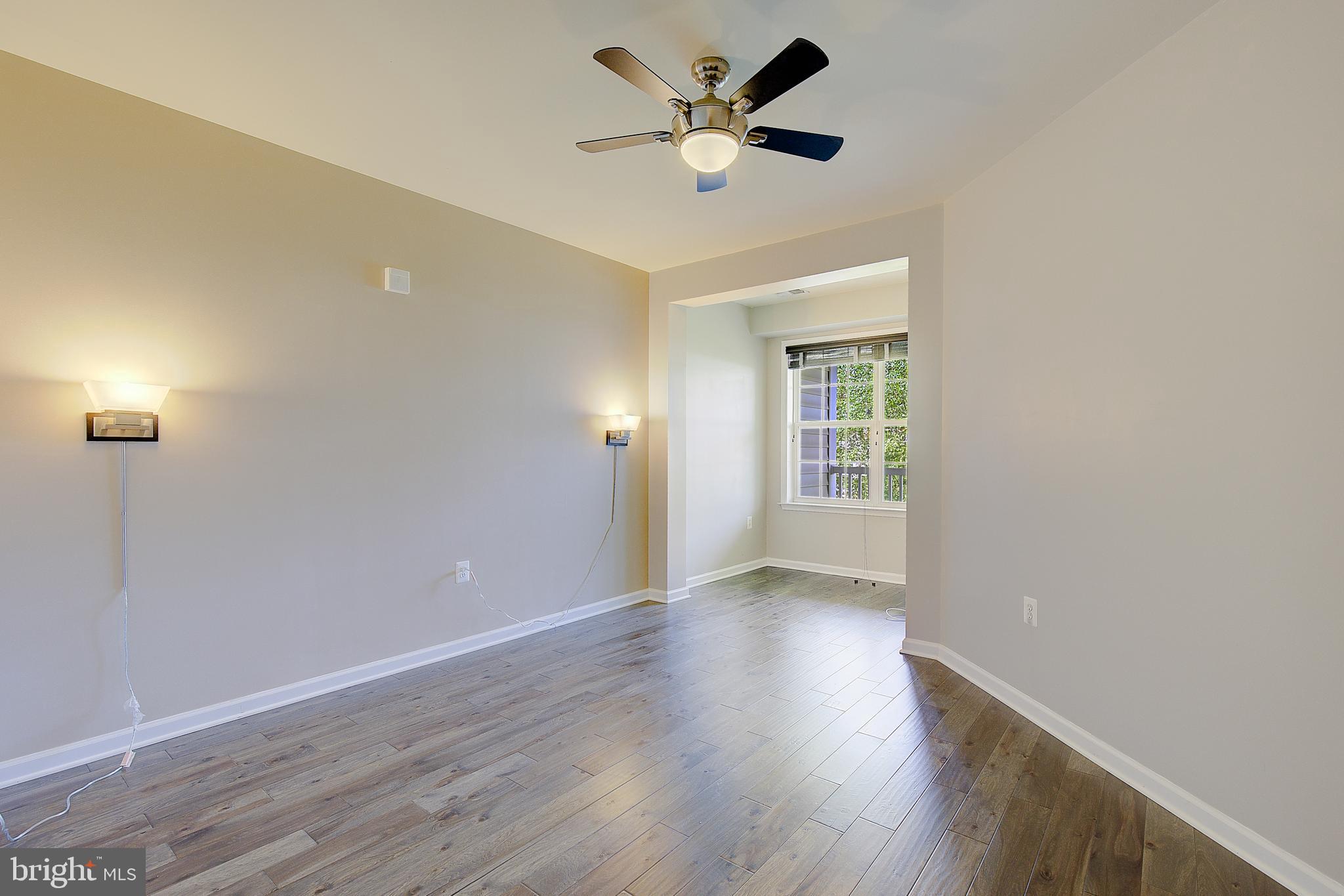 CARROLLS CREEK - Residential
