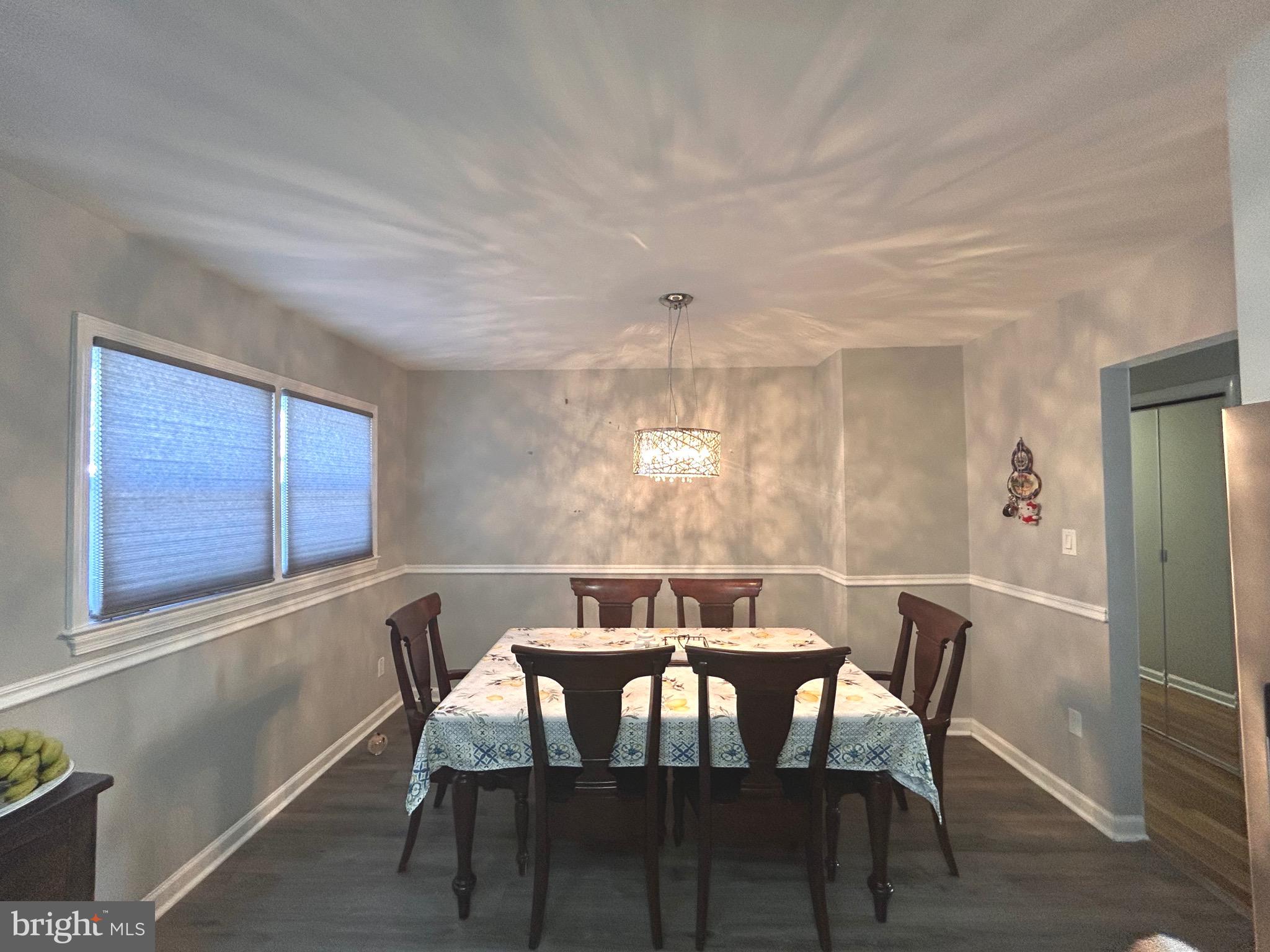 WHITFIELD KNOLLS - Residential