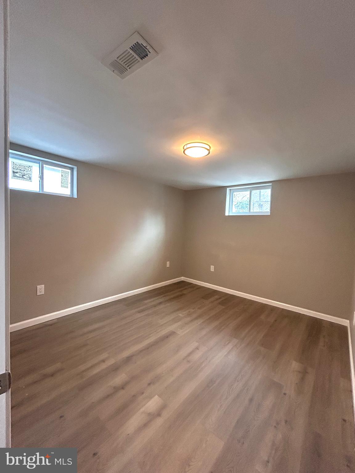 WHITFIELD KNOLLS - Residential