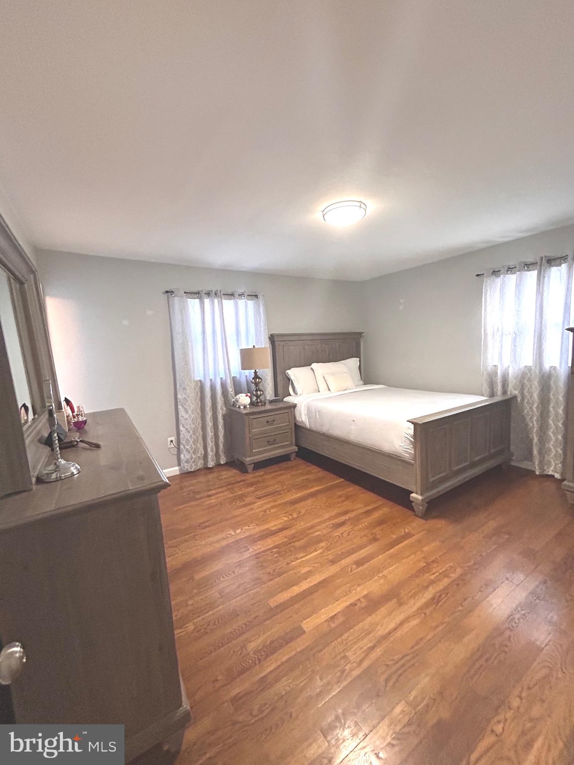 WHITFIELD KNOLLS - Residential