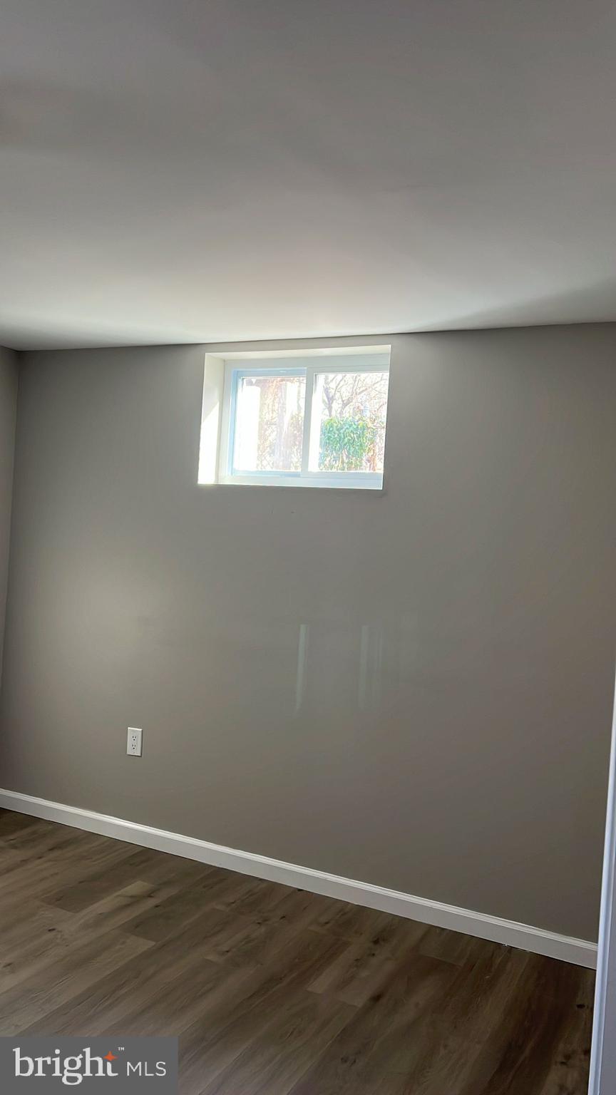 WHITFIELD KNOLLS - Residential