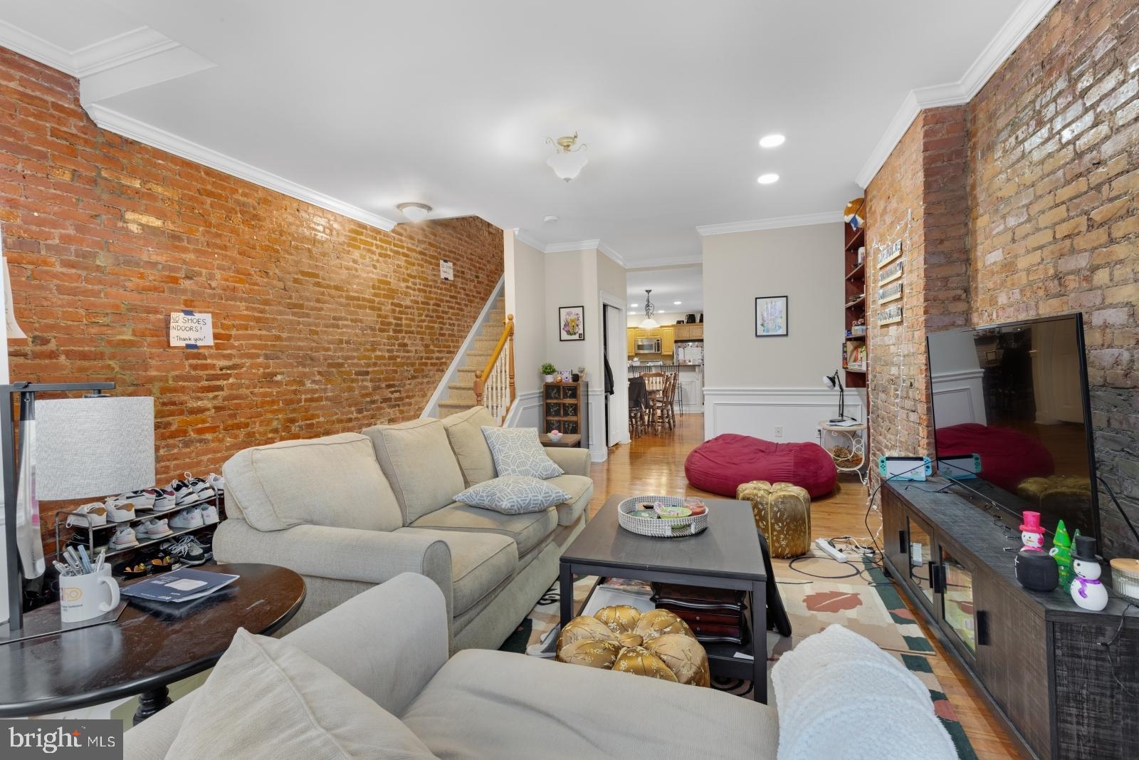 GRADUATE HOSPITAL - Residential Lease