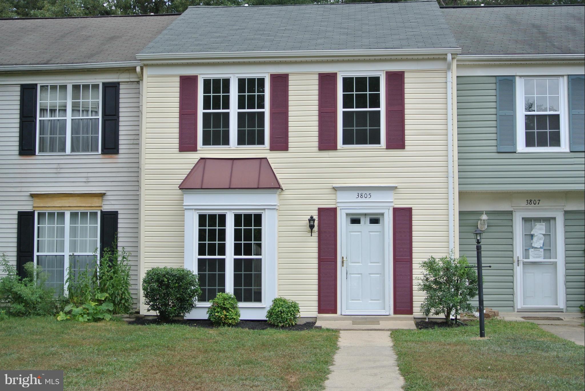 Shines Like a New Penny!.  New Kitchen Cabinets, Counter-tops, Appliances, Carpet and Vinyl.  Updates throughout.  Move In Ready.  Great Commuter Location. Close to Schools and Shopping.  Quick Settlement Possible.