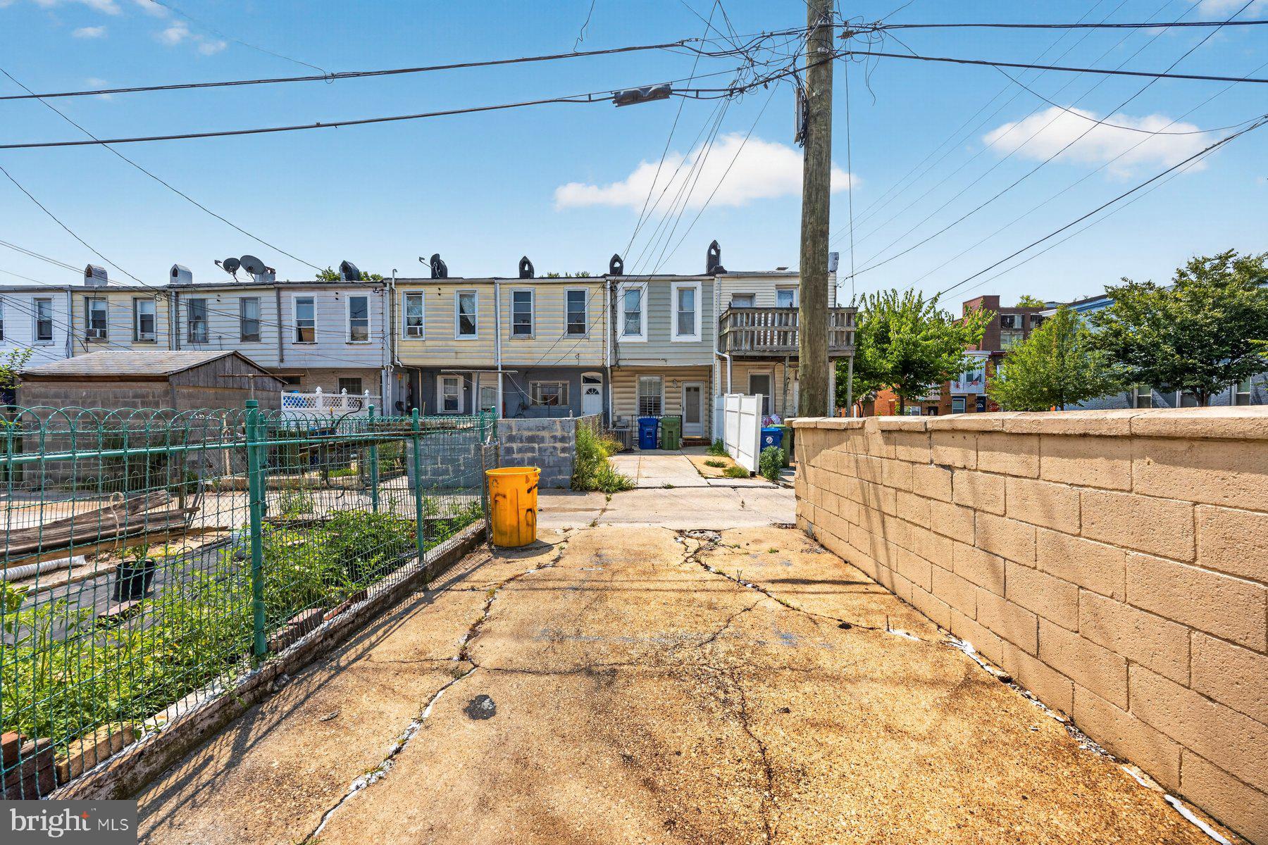 GREEKTOWN - Residential