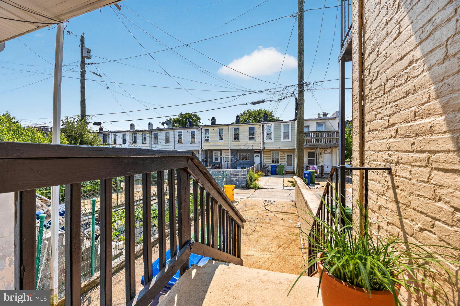 GREEKTOWN - Residential
