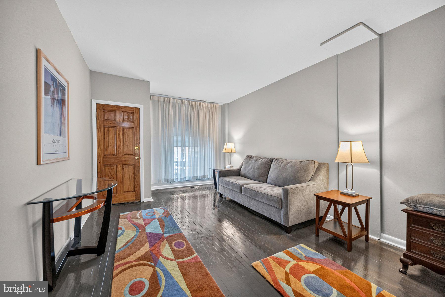 GREEKTOWN - Residential