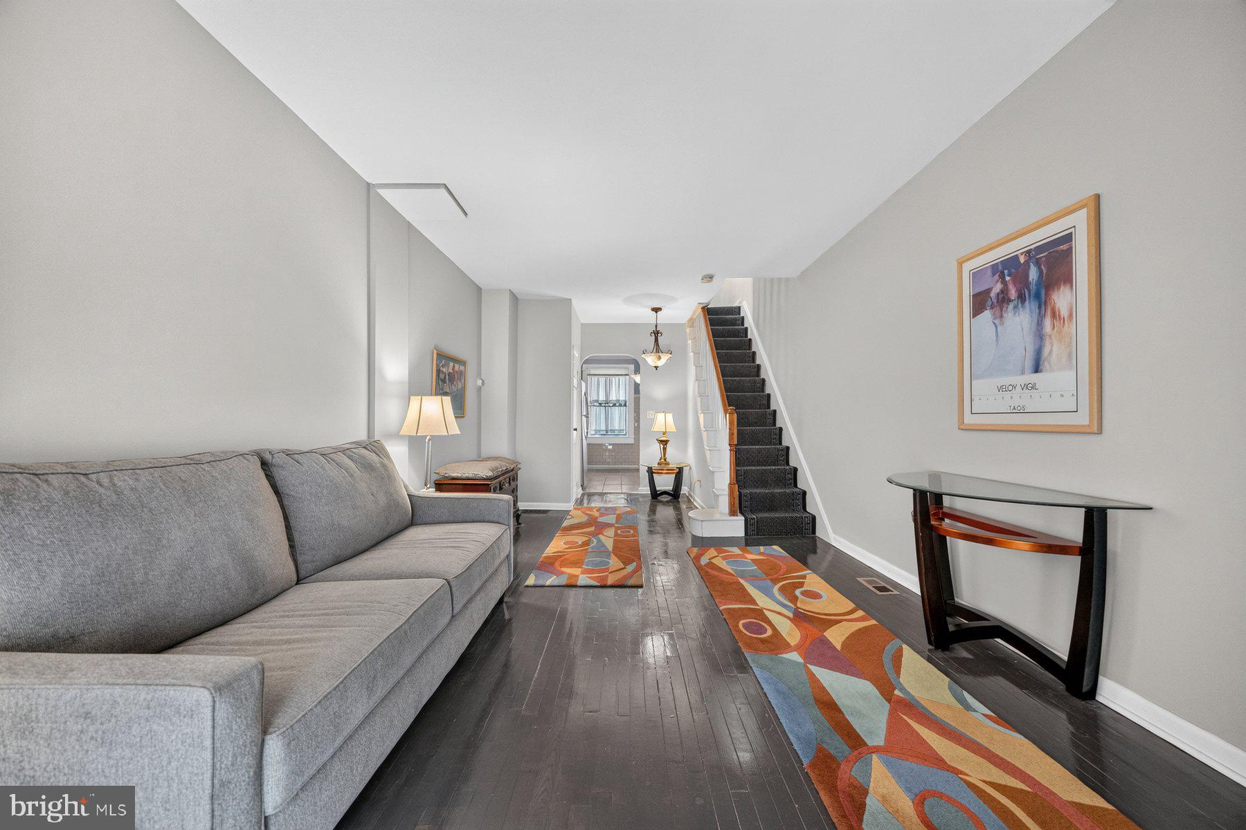 GREEKTOWN - Residential