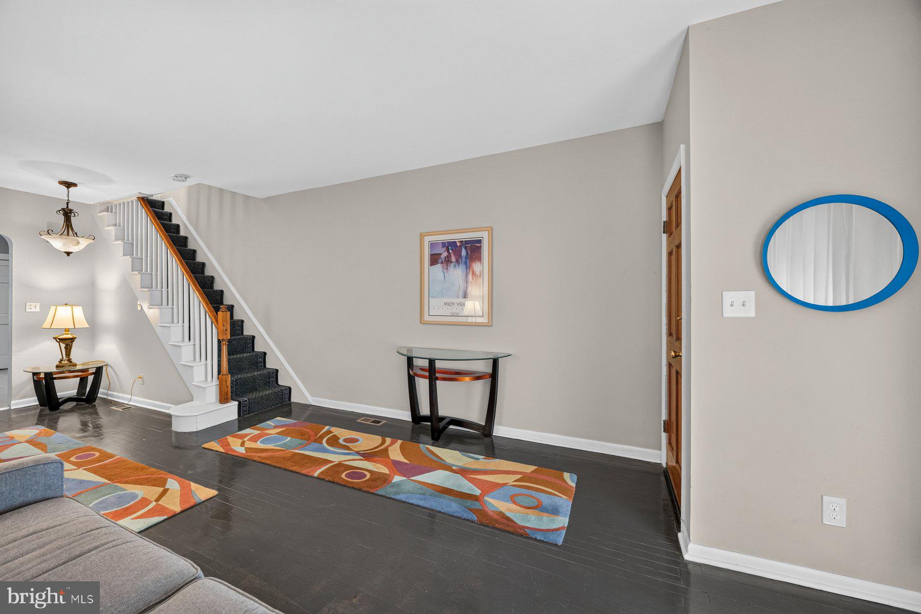 GREEKTOWN - Residential