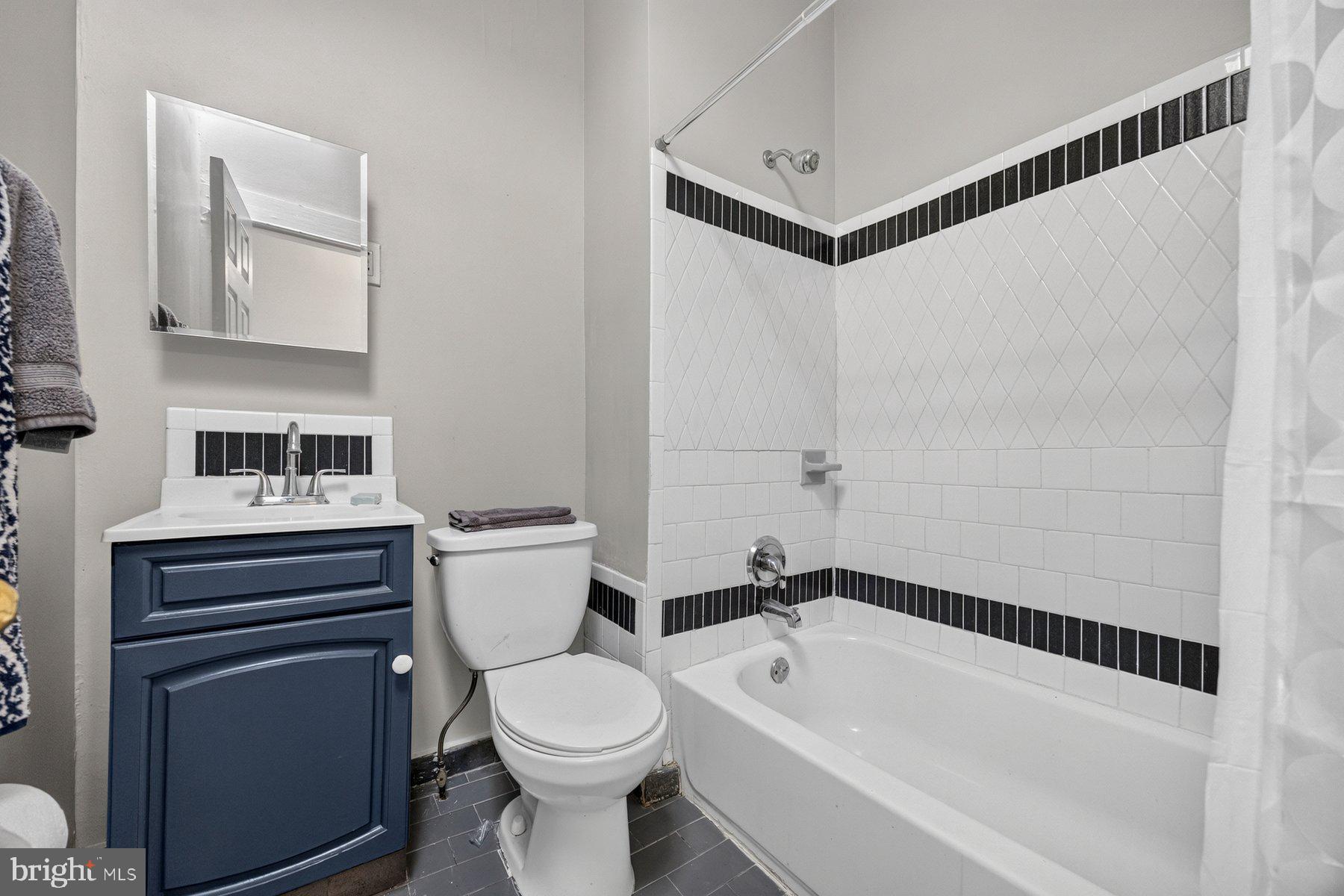GREEKTOWN - Residential