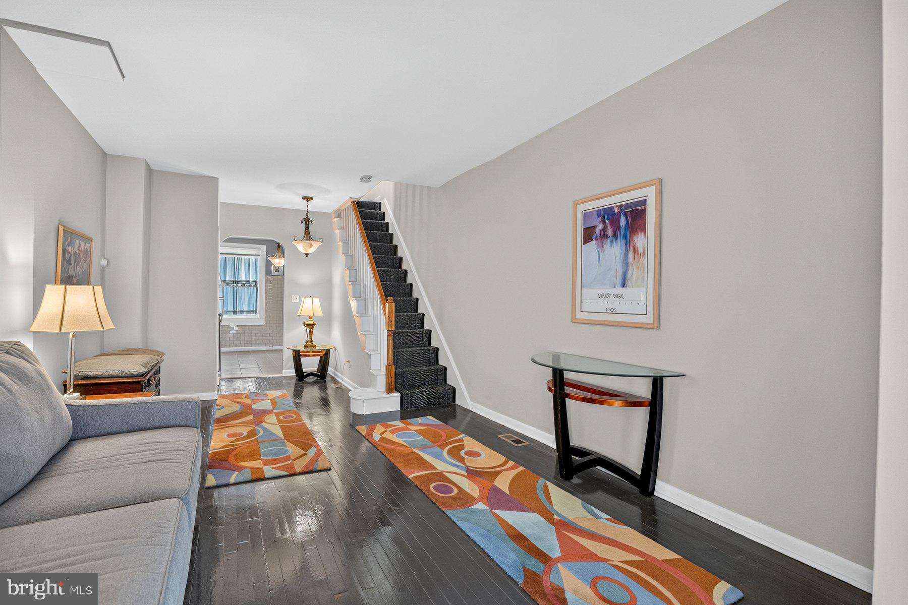 GREEKTOWN - Residential