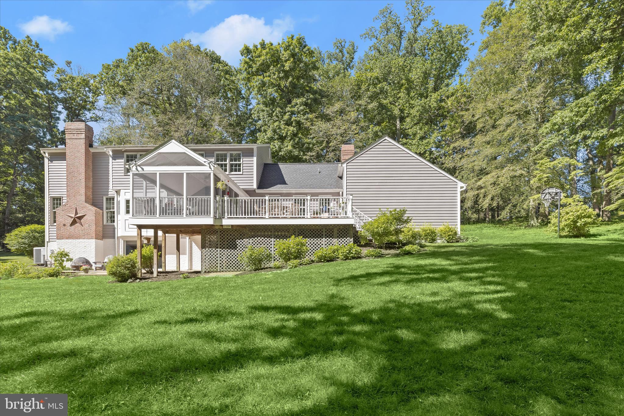 TODD LAKES - Residential