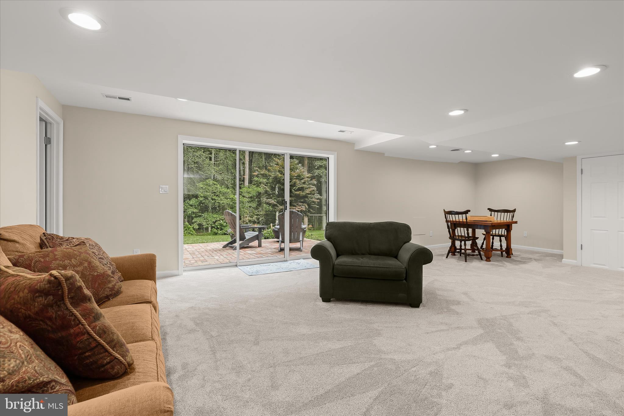 TODD LAKES - Residential