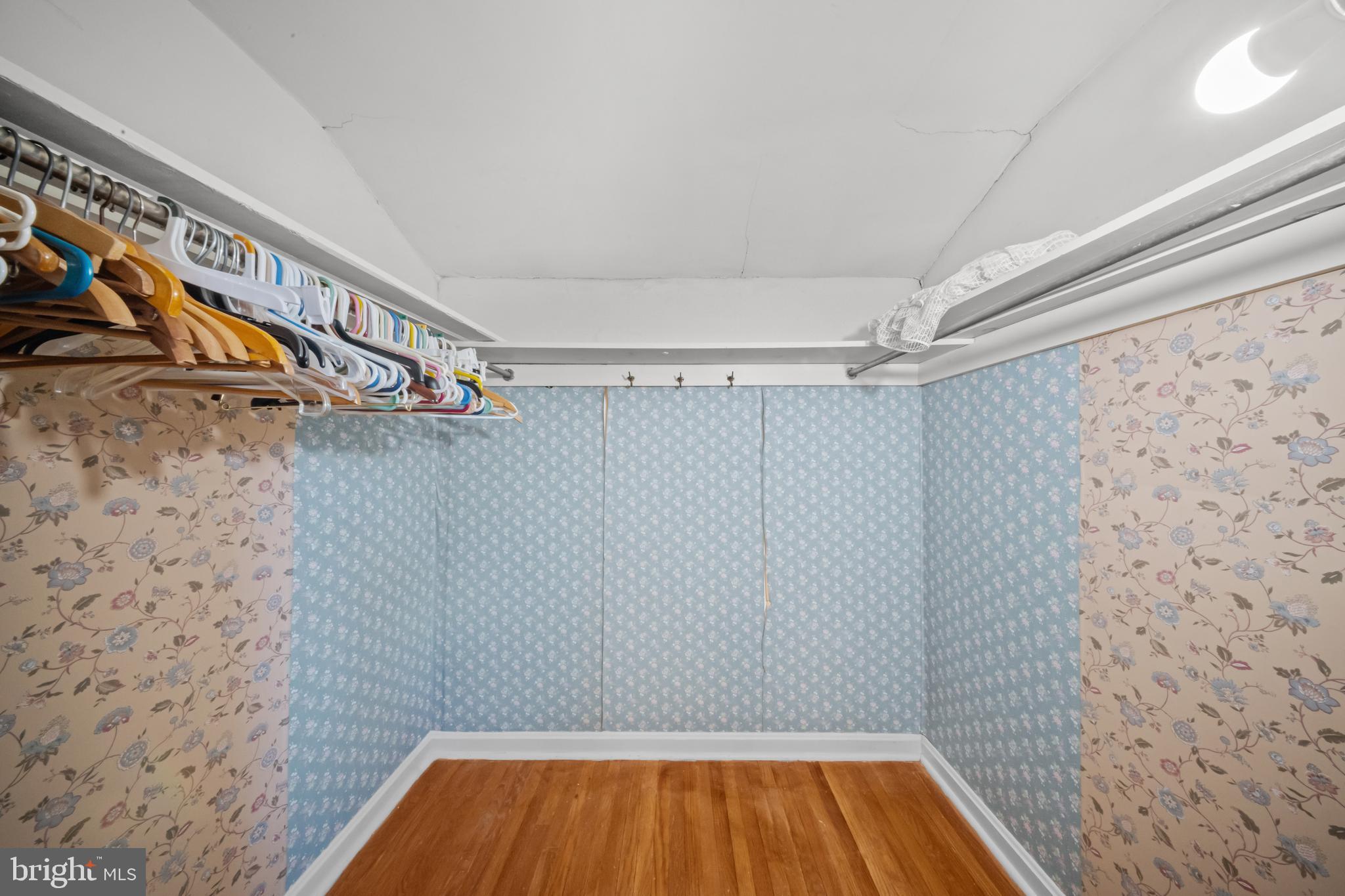 LANSDALE - Residential