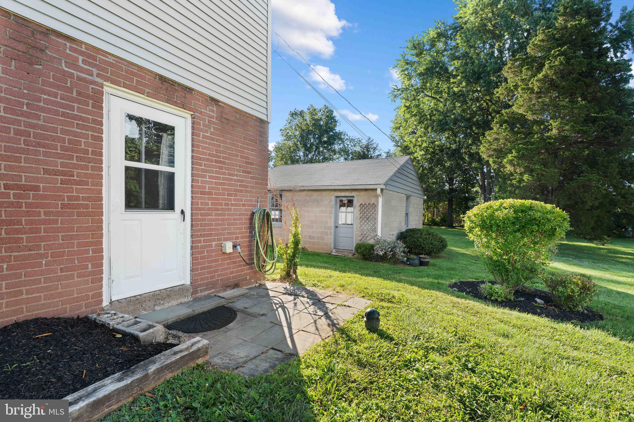LANSDALE - Residential