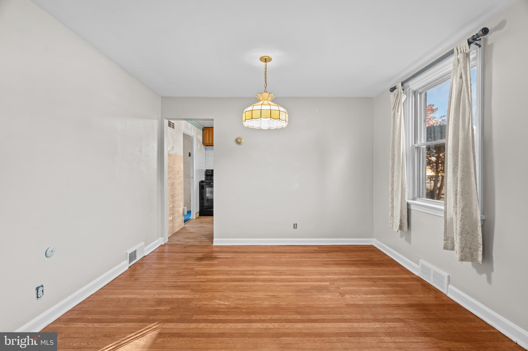 LANSDALE - Residential