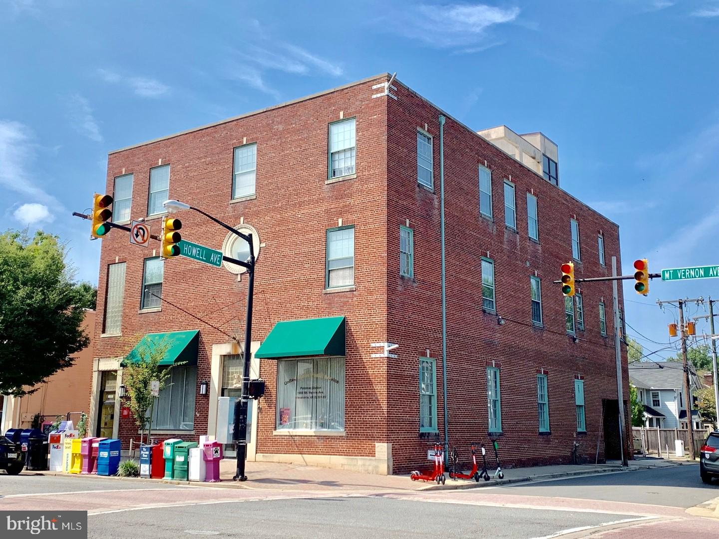 DEL RAY - Commercial Sale