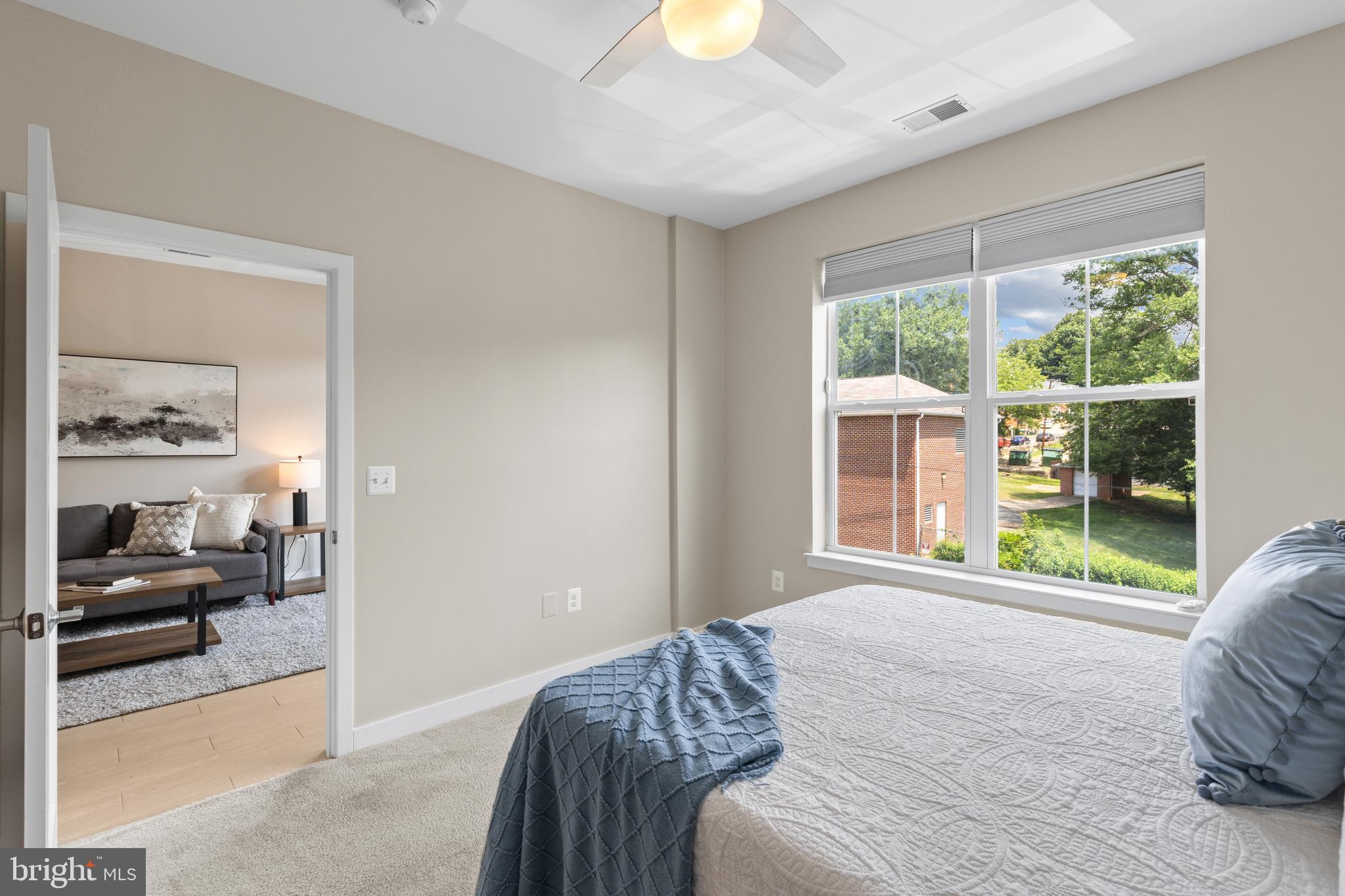 TRAFALGAR FLATS - Residential