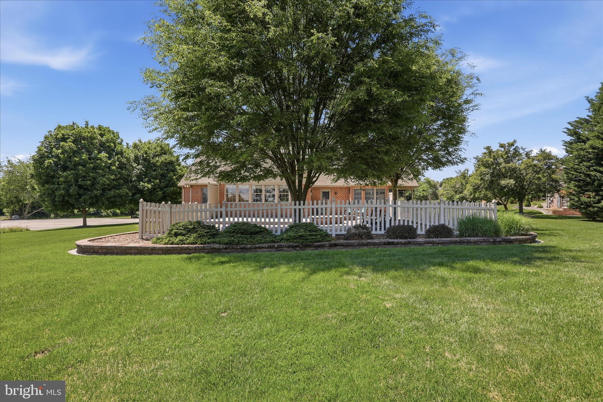 NORTH GUILFORD HILLS - Residential