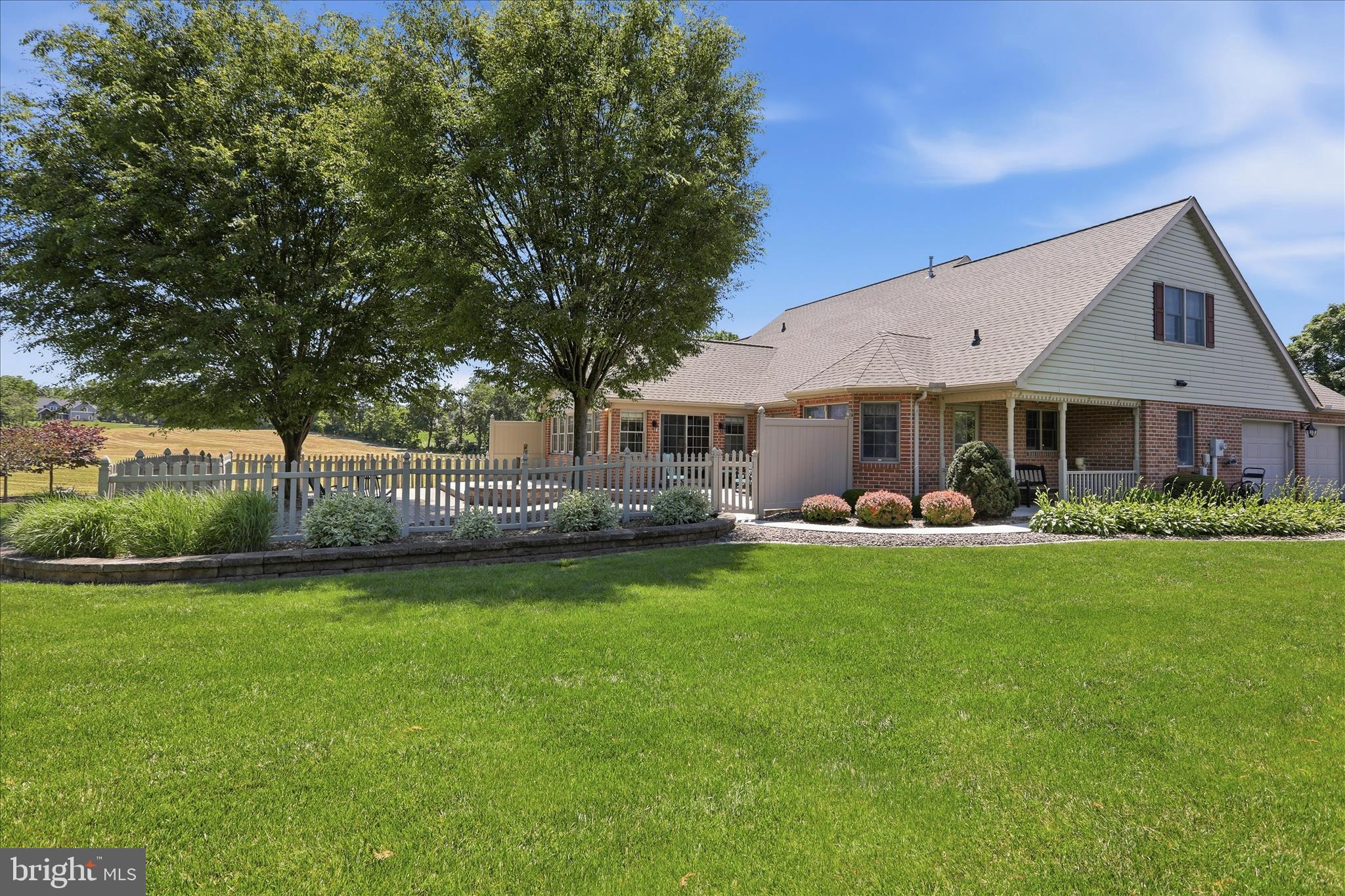 NORTH GUILFORD HILLS - Residential
