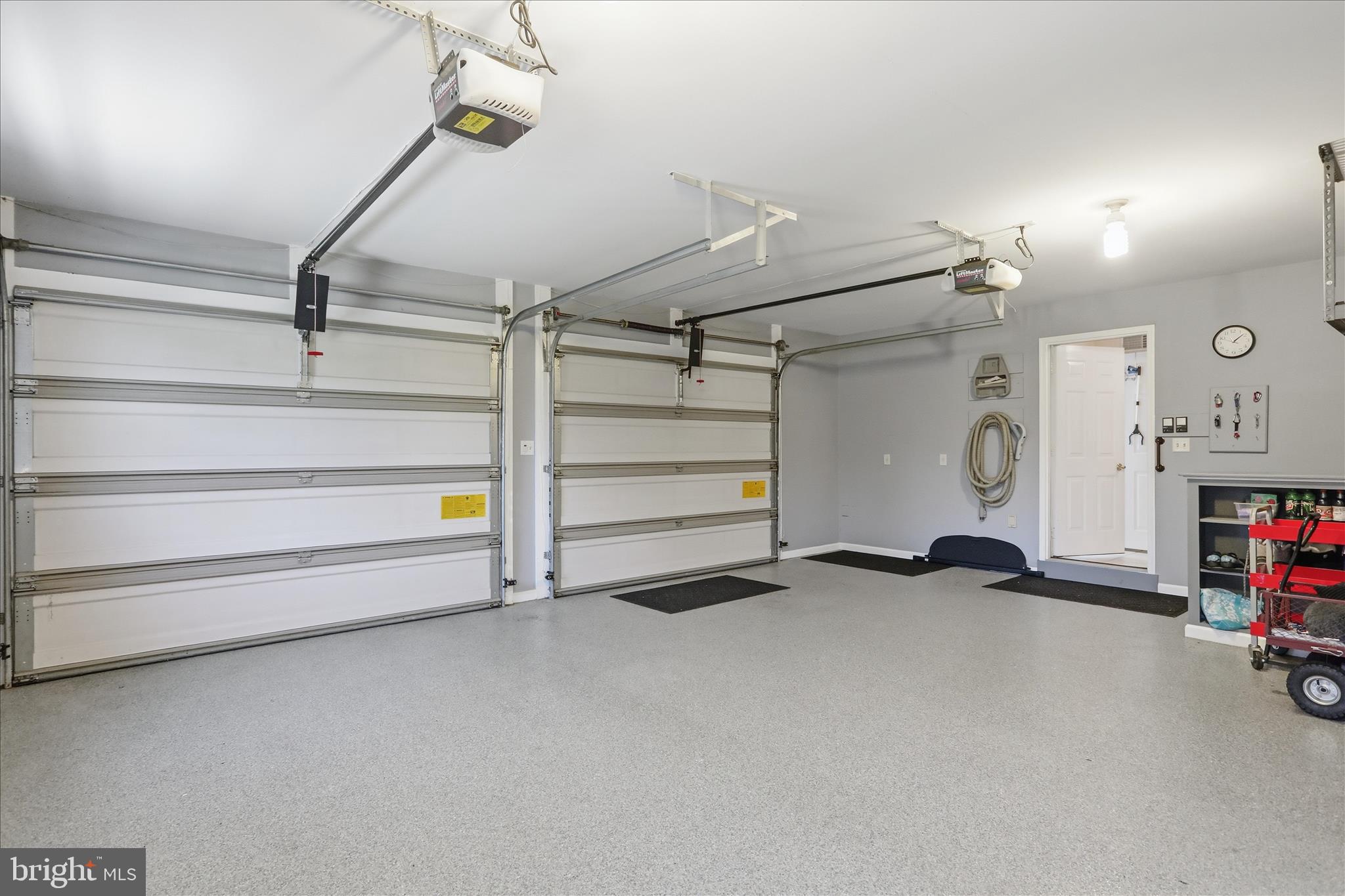 NORTH GUILFORD HILLS - Residential