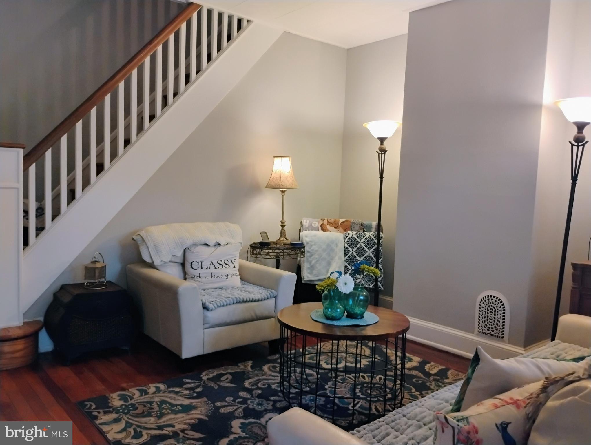 ROXBOROUGH - Residential